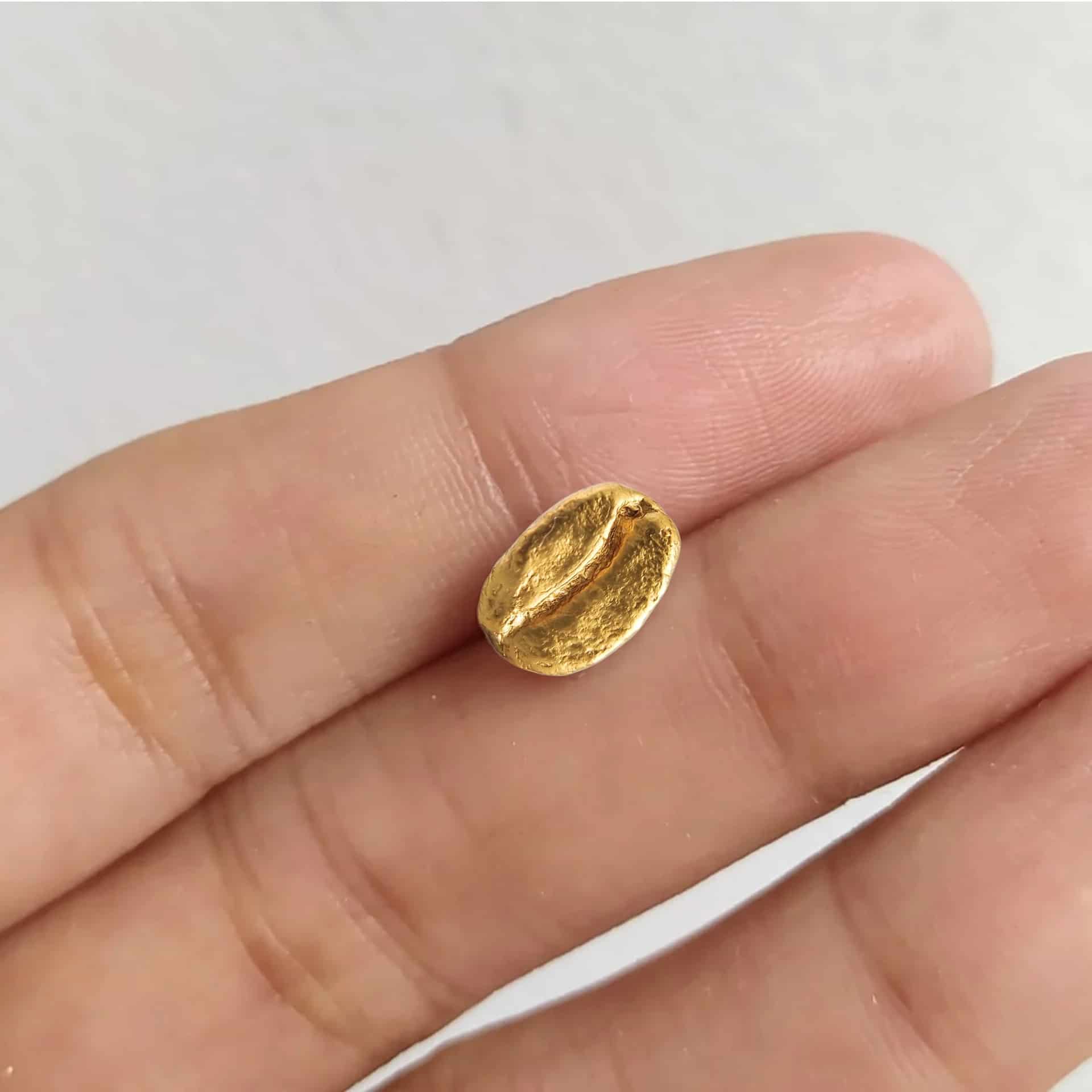 Pin Café Caturra en plata con baño de oro - miniatura 3