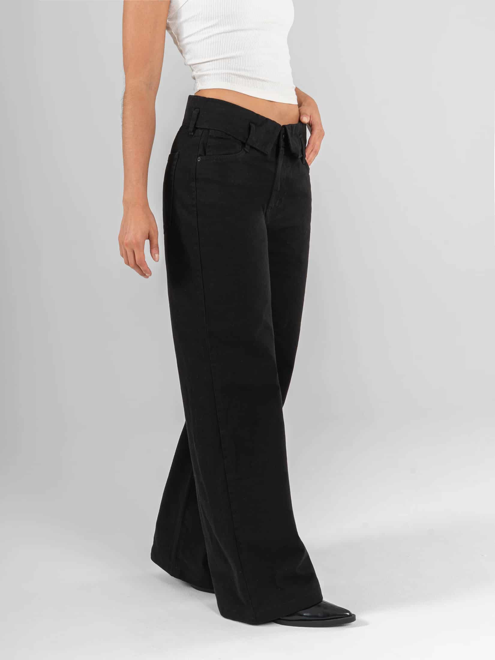 Ref: 0620631 Pantalón palazzo, rígido, detalle en pretina, tiro medio, tono negro - miniatura 4