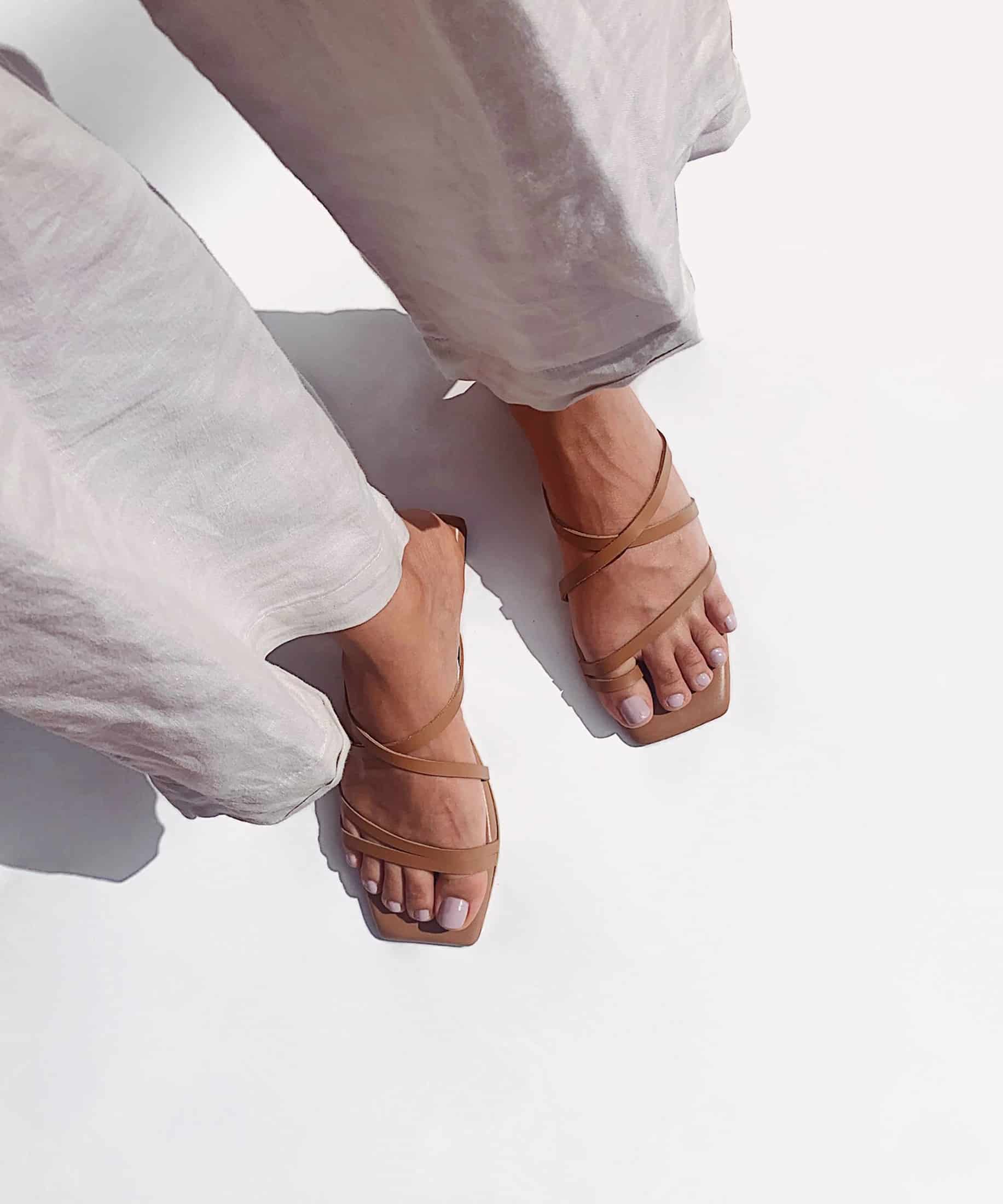 Isla sandals - Café (Mocha Mousse) - miniatura 2