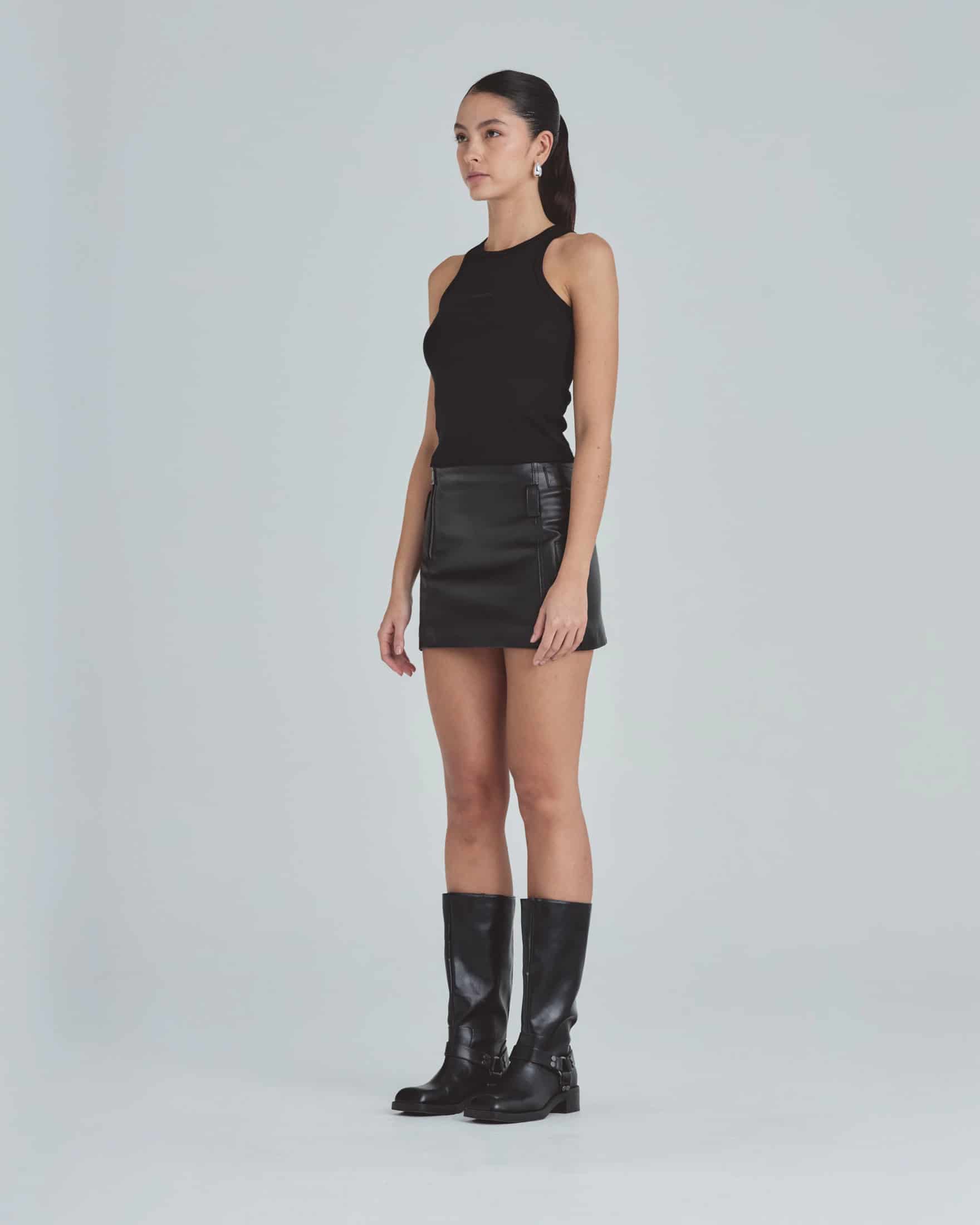 Line Basic Halter Tank Top Black - miniatura 5