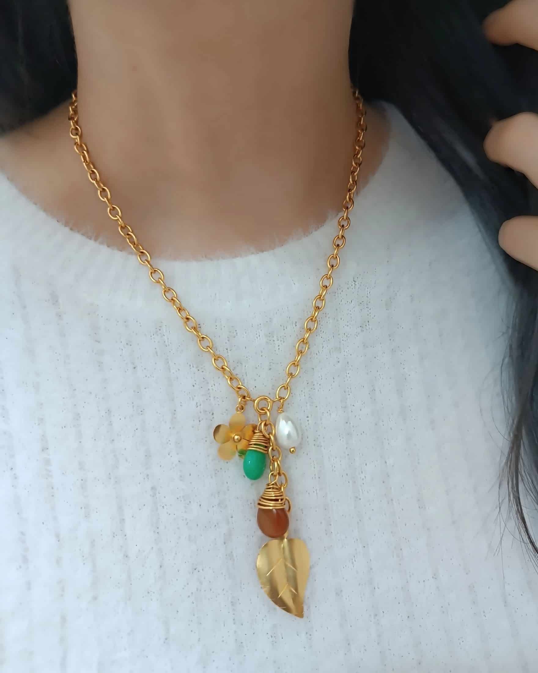Cadena medianas  y dijes con ágatas Mary - miniatura 2