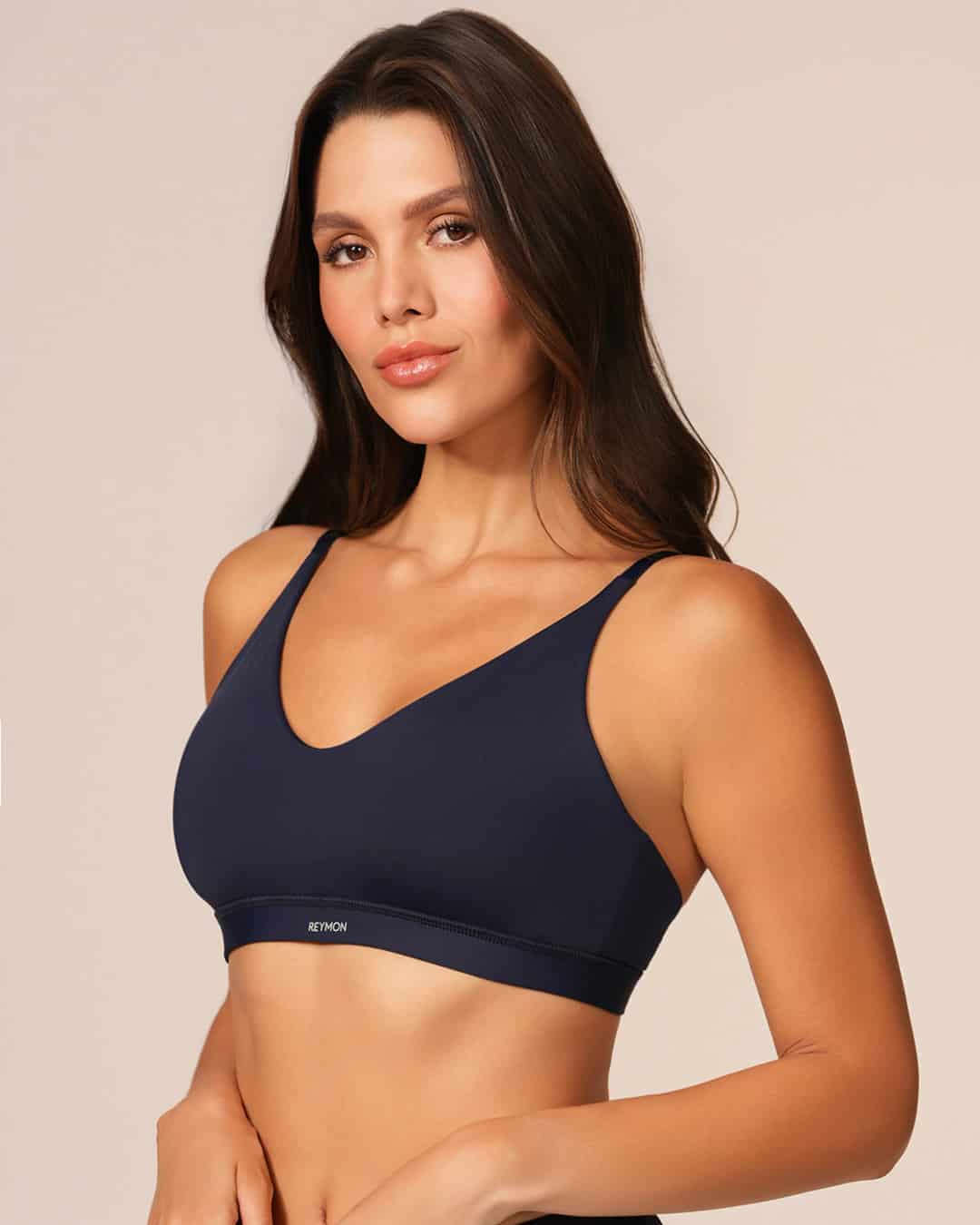 Top Prehormado en Microfibra con Almohadillas Removibles y Broche Ref. 450 - miniatura 5