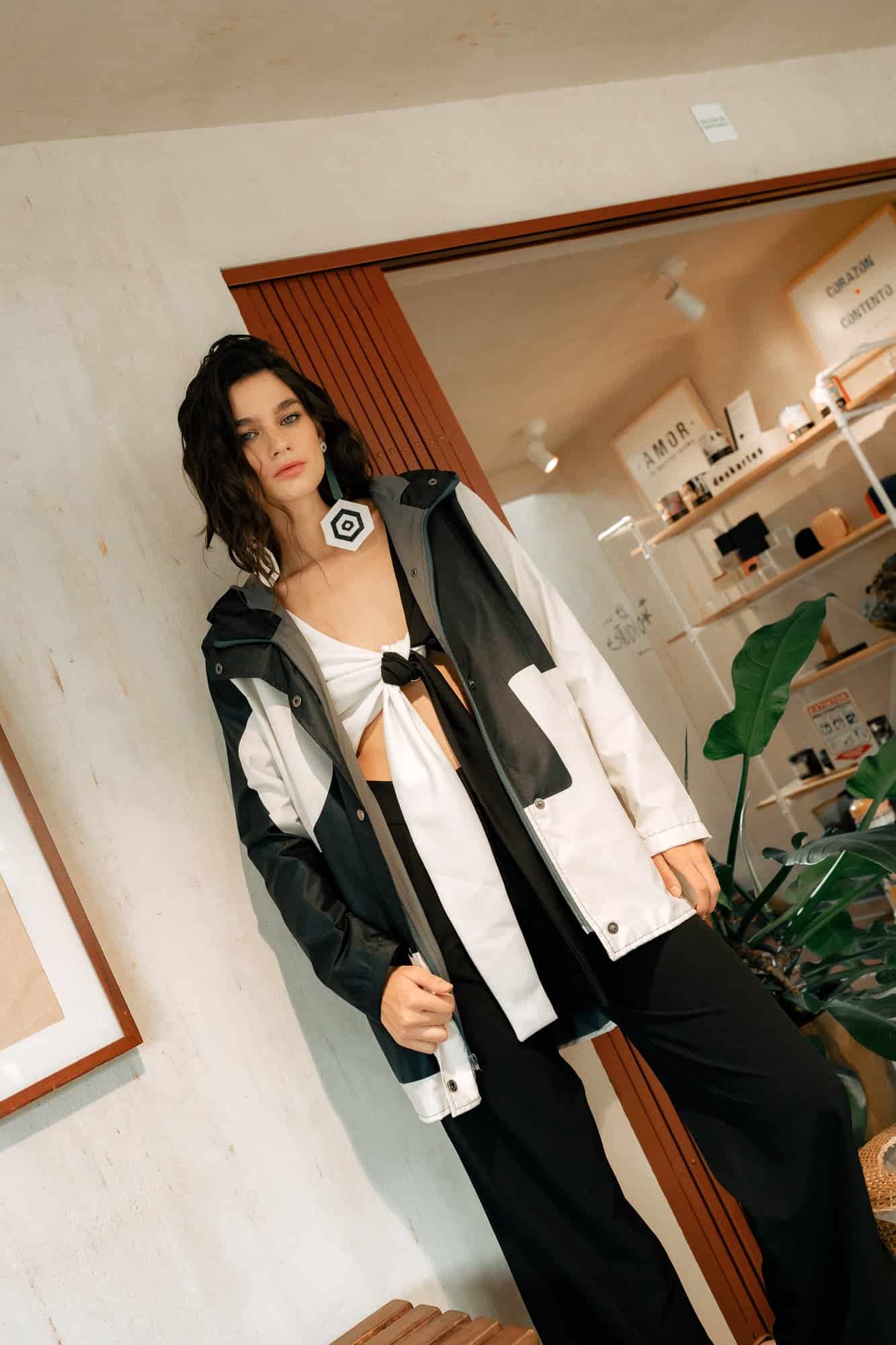 RAINCOAT NOCHE (PRE-ORDER) - miniatura 2