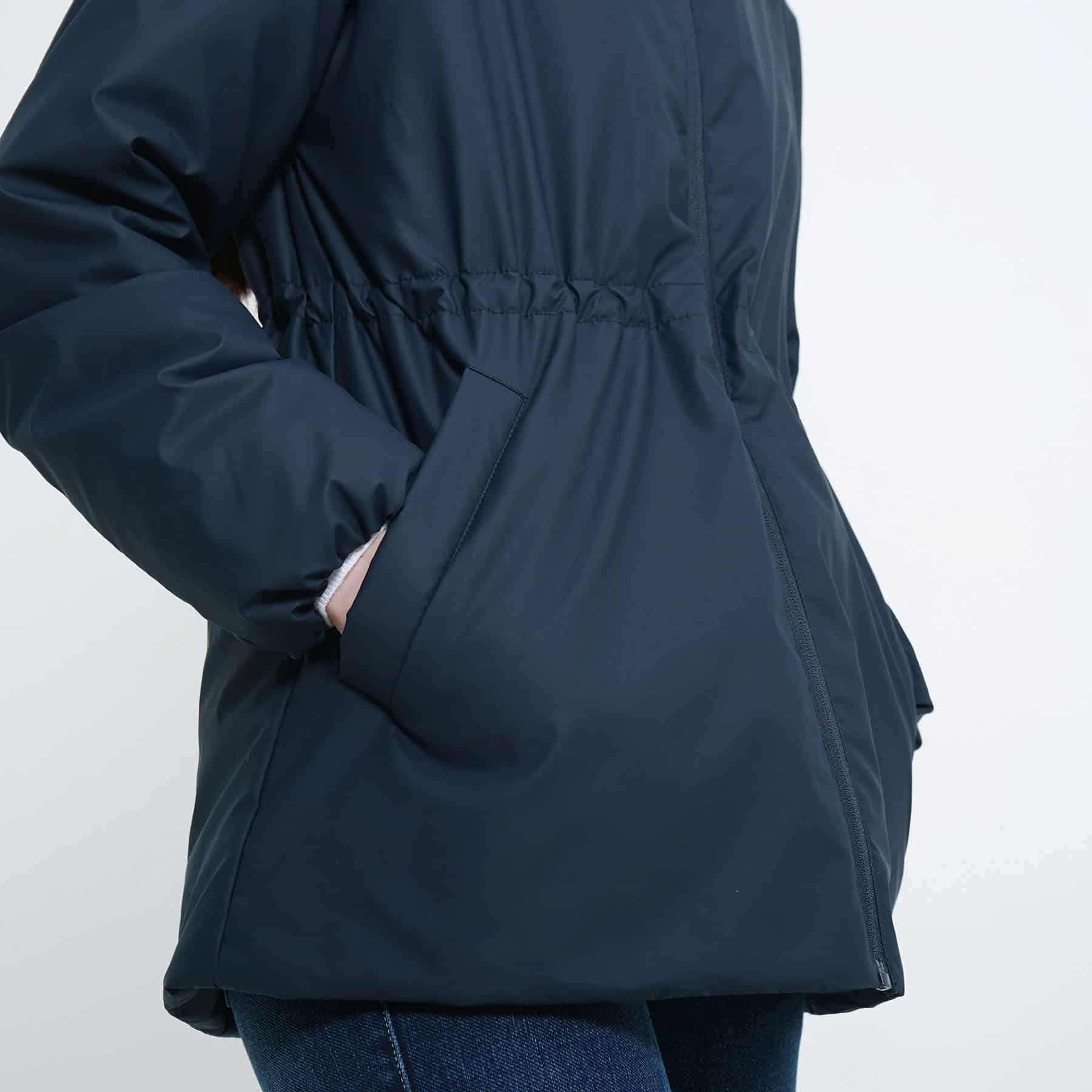 Chaqueta acolchada con capucha y ajuste en cintura - miniatura 7