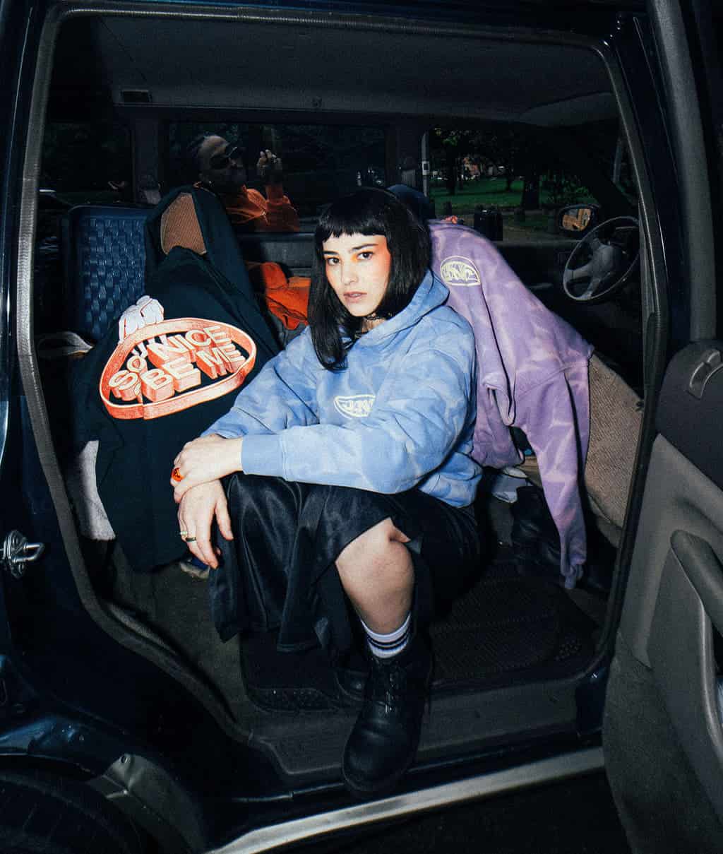 HOODIE SO NICE 2 BE ME AZUL - miniatura 3