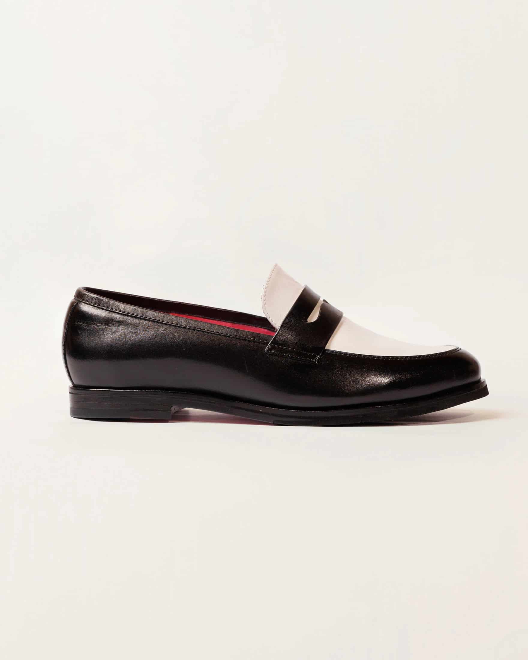 Mocasín Alessa Negro-Blanco Suela Clásica - miniatura 1