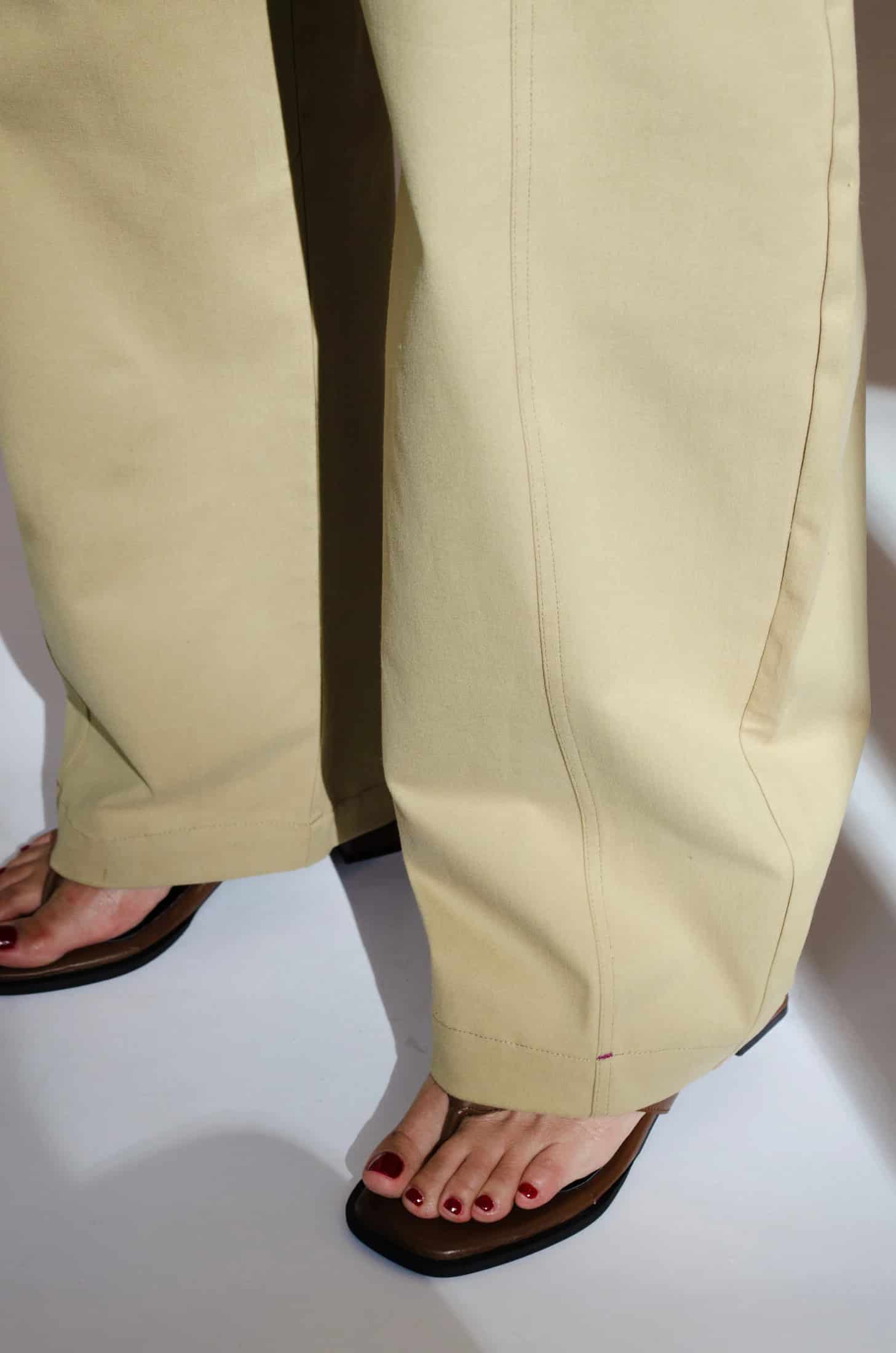 Pantalón Barrel de algodón | Khaki - miniatura 6