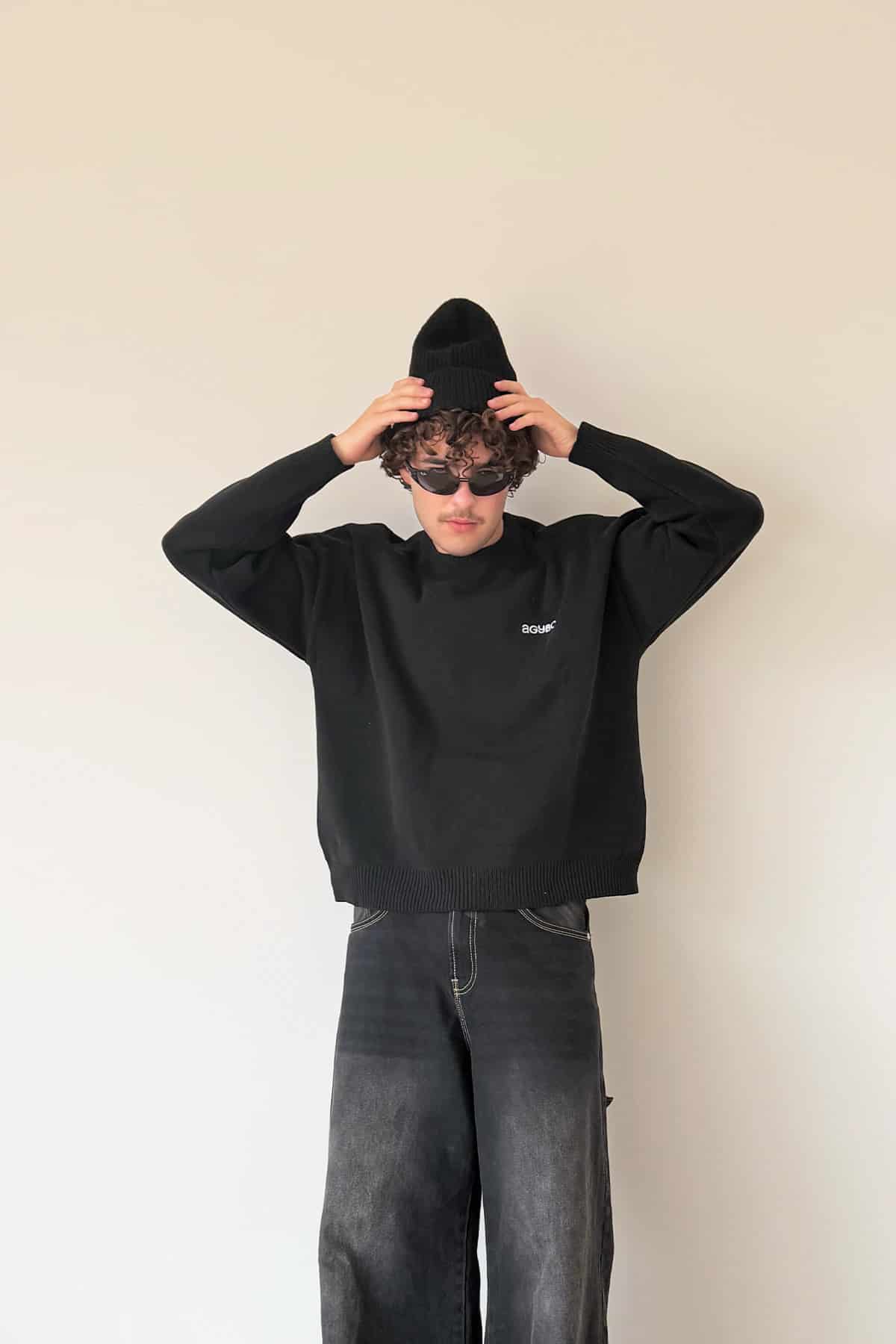 ESSENTIAL SWEATER BLACK - miniatura 2