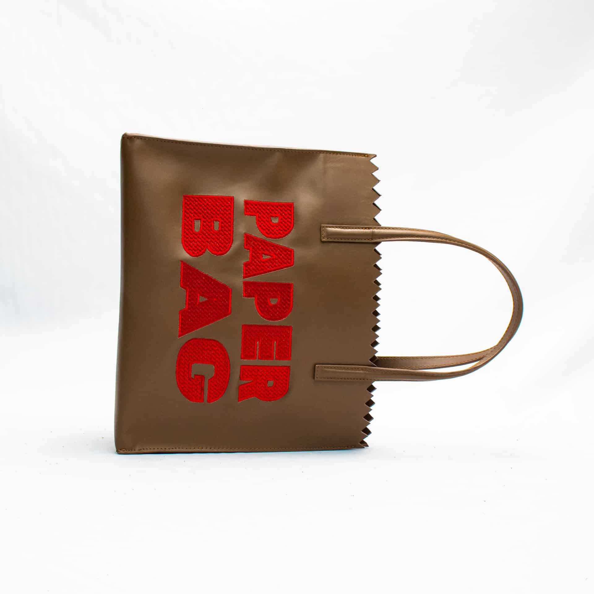 PAPER BAG SHORT - taupe x bordado rojo - miniatura 3