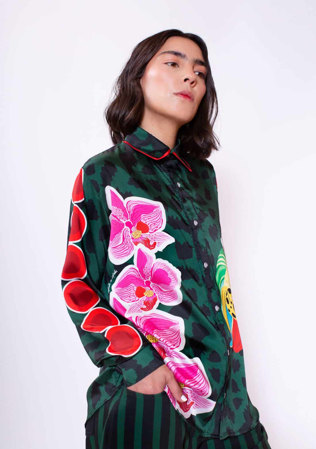 Camisa Manga Larga Unisex / Ilustración Dinastía Tropical - miniatura 5