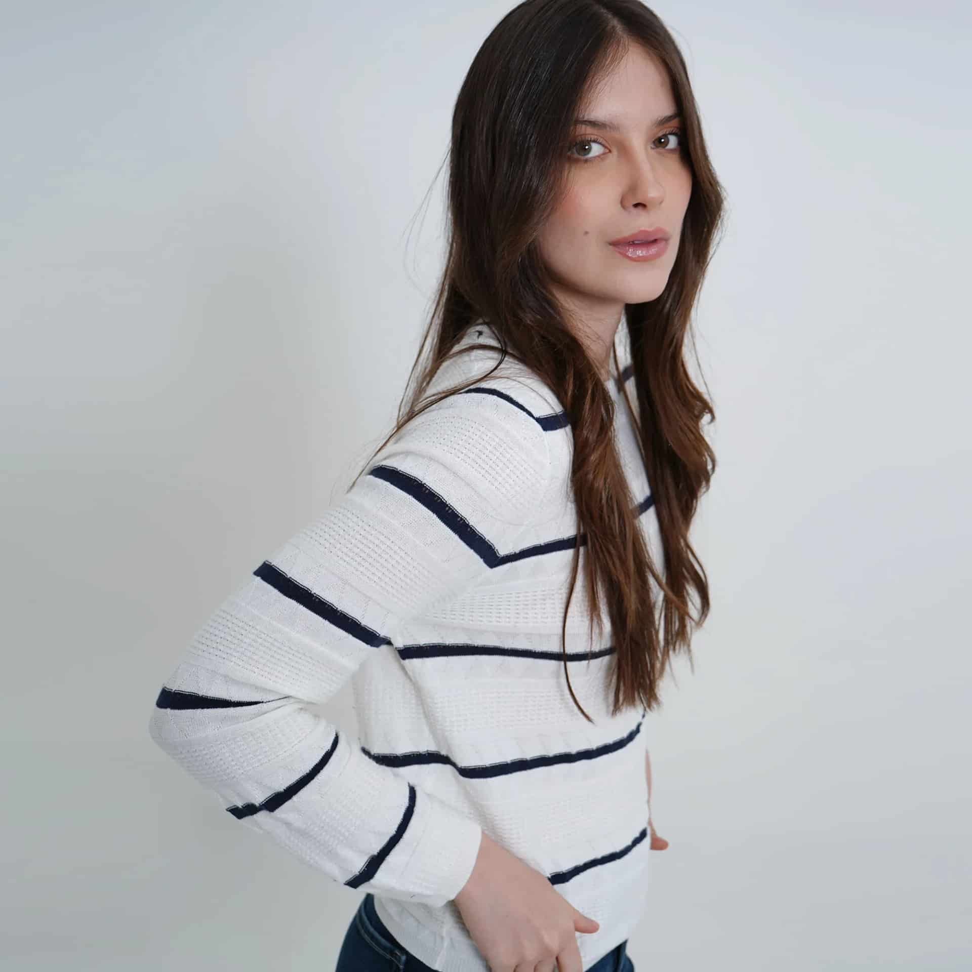 Sweater Cuello Redondo Manga Larga - miniatura 1