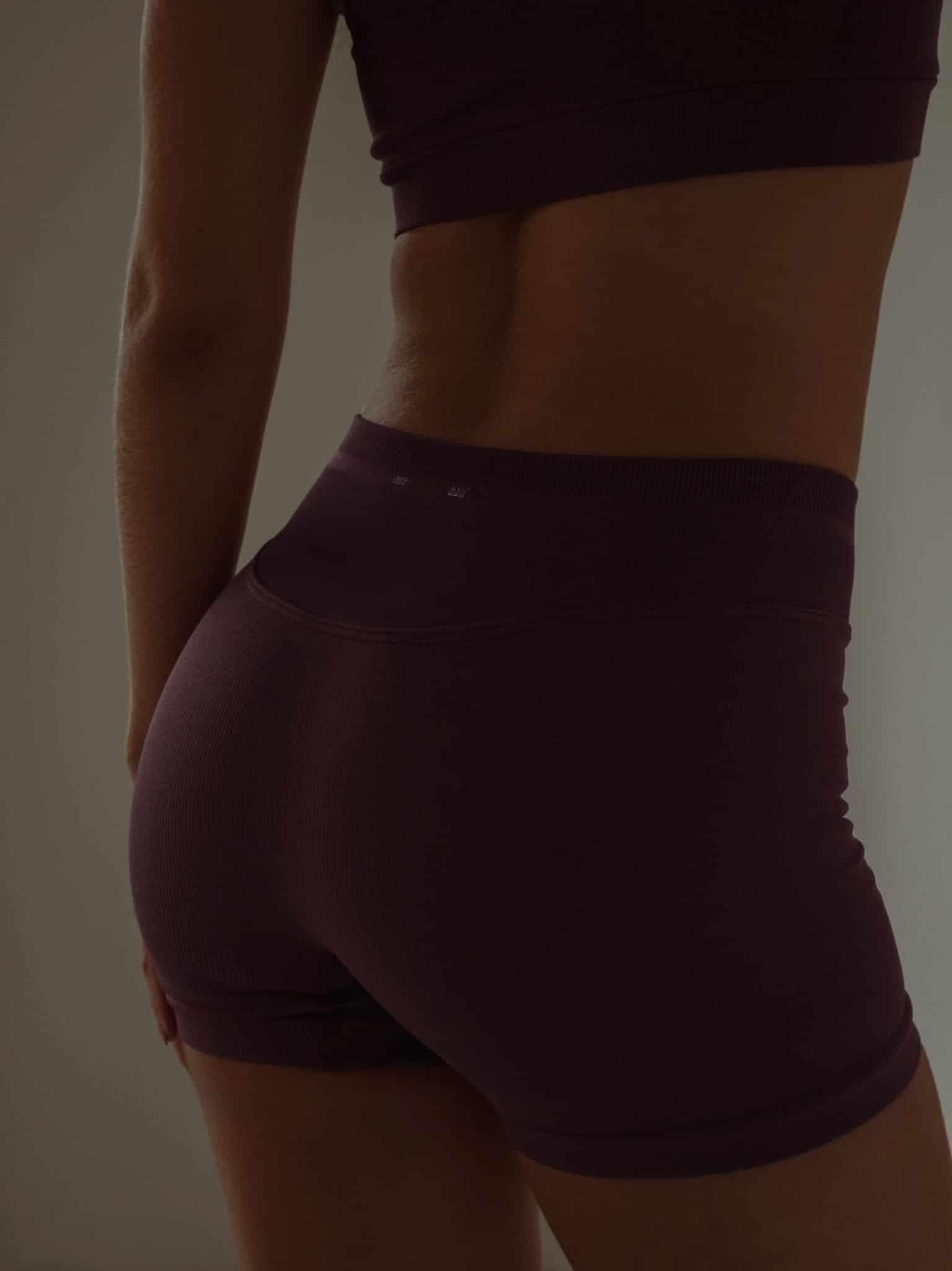 ELEVATE SEAMLESS MINI SHORT - CRANBERRY - miniatura 12
