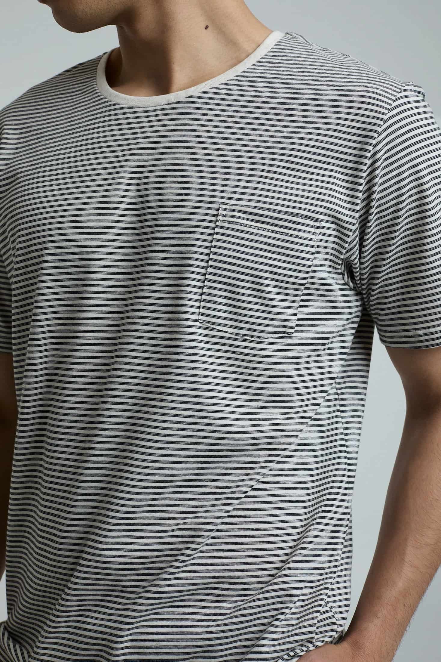Camiseta Hombre Rayas Negra - miniatura 2