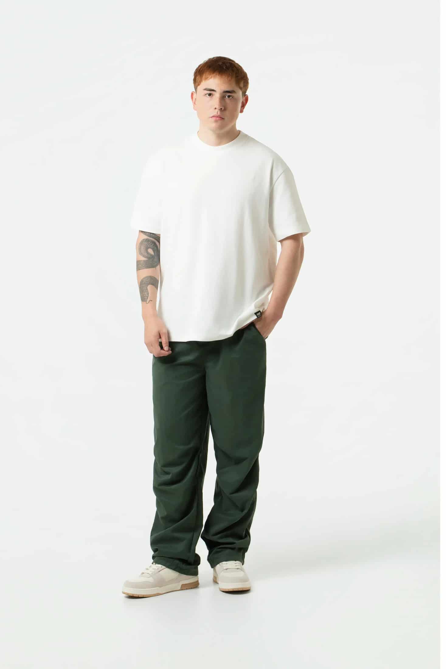 PANTALON JOGG COLOR VERDE MILITAR - miniatura 5