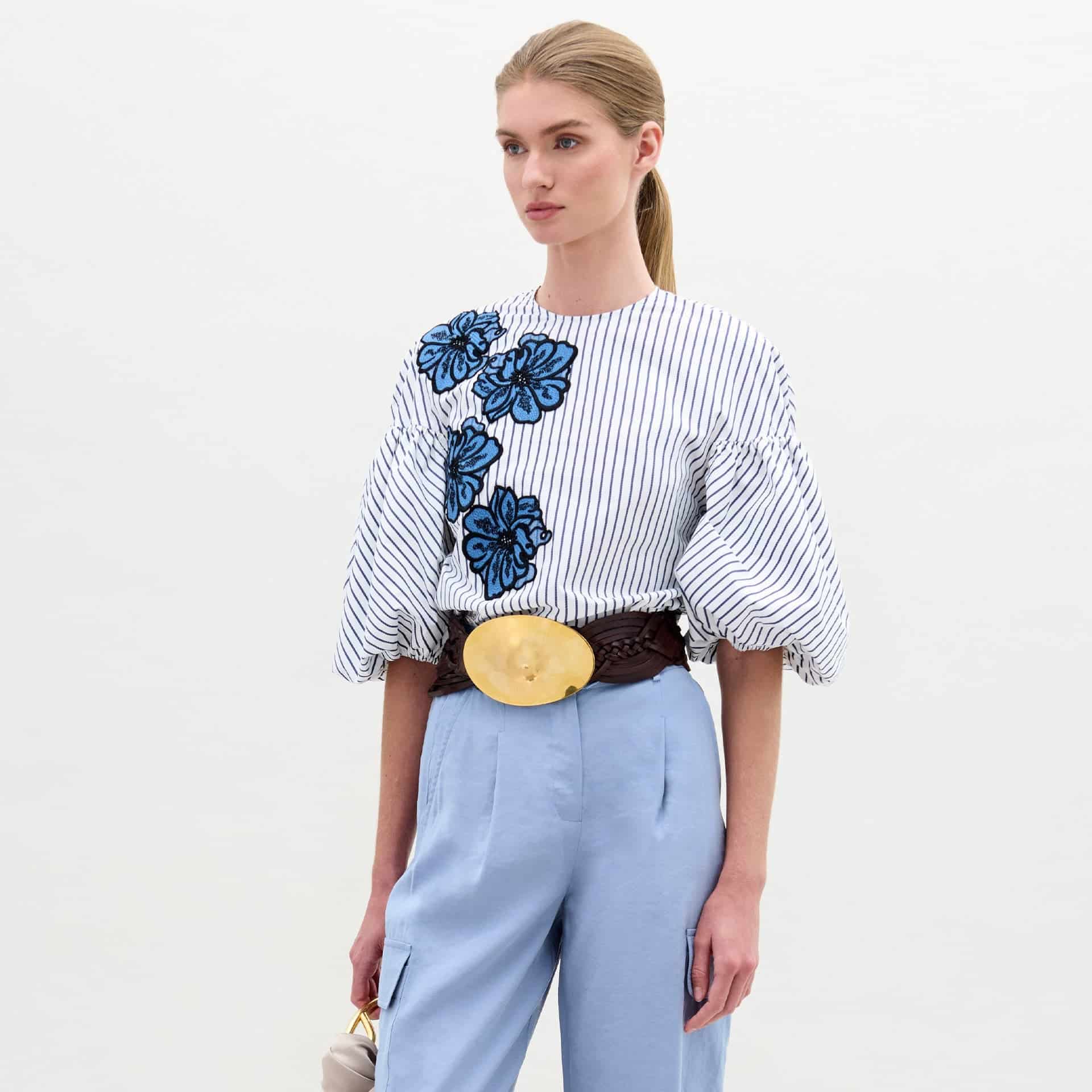 Belle Blouse - miniatura 1