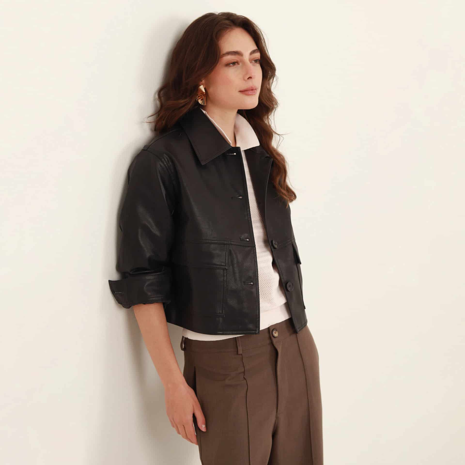 Chaqueta cazadora en cuero sintetico - miniatura 4