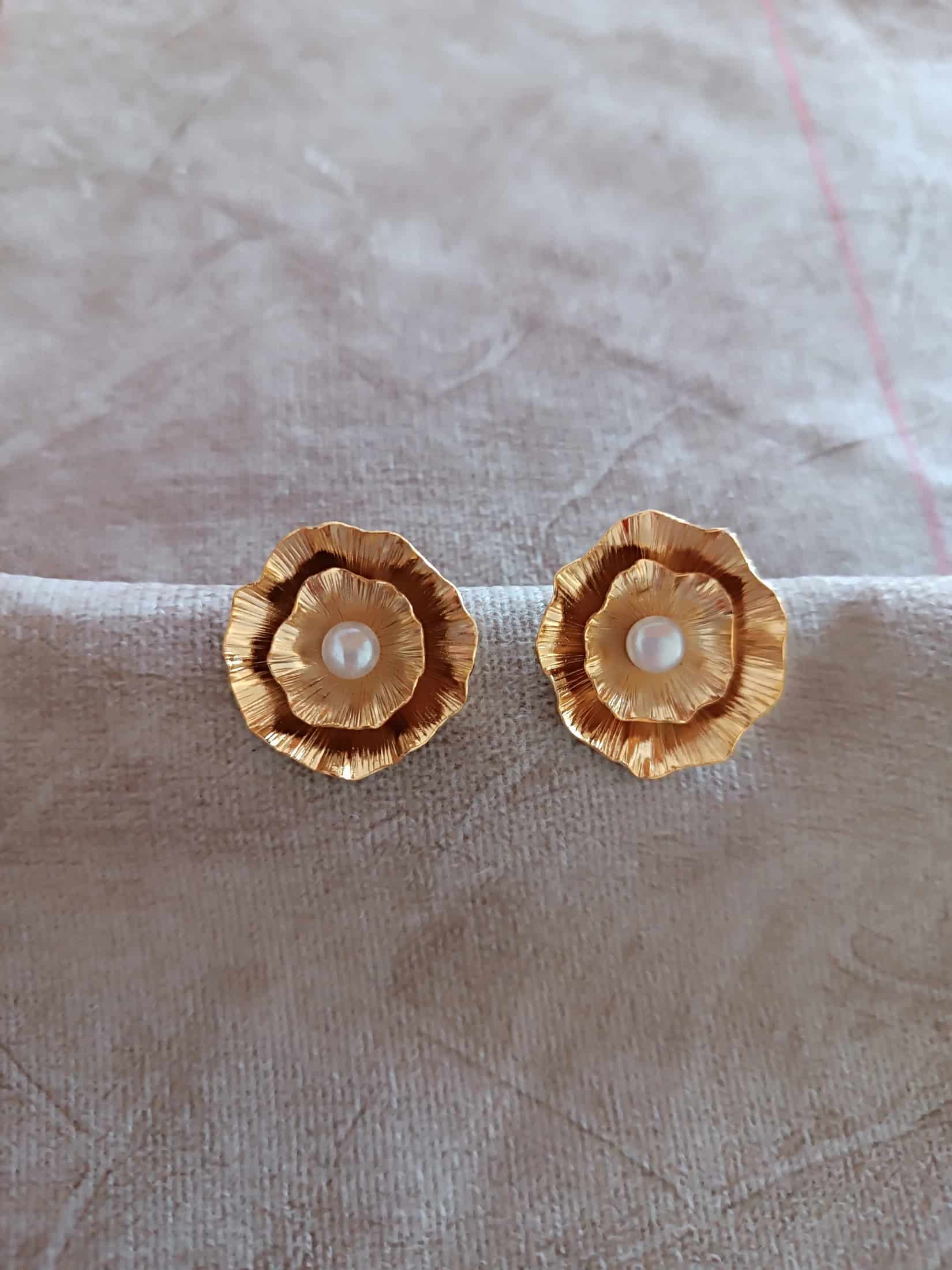 Aretes dorados con perla, Candela - miniatura 5