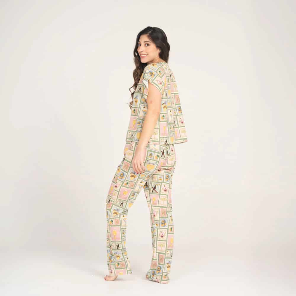 Conjunto de Pijama Pantalón Largo Estampilla. - miniatura 2