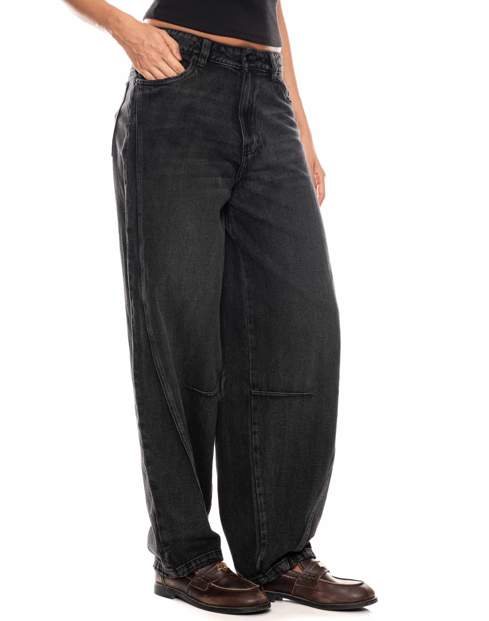 Jeans Wide Leg Tiro Medio Denim Negro - miniatura 6