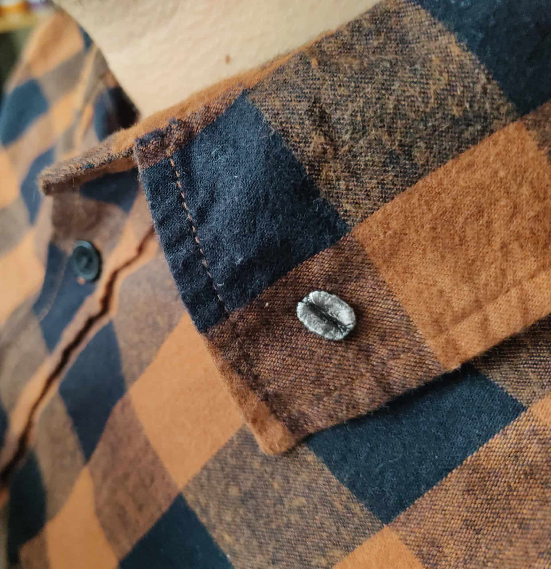 Pin Café Caturra en plata envejecida - miniatura 3