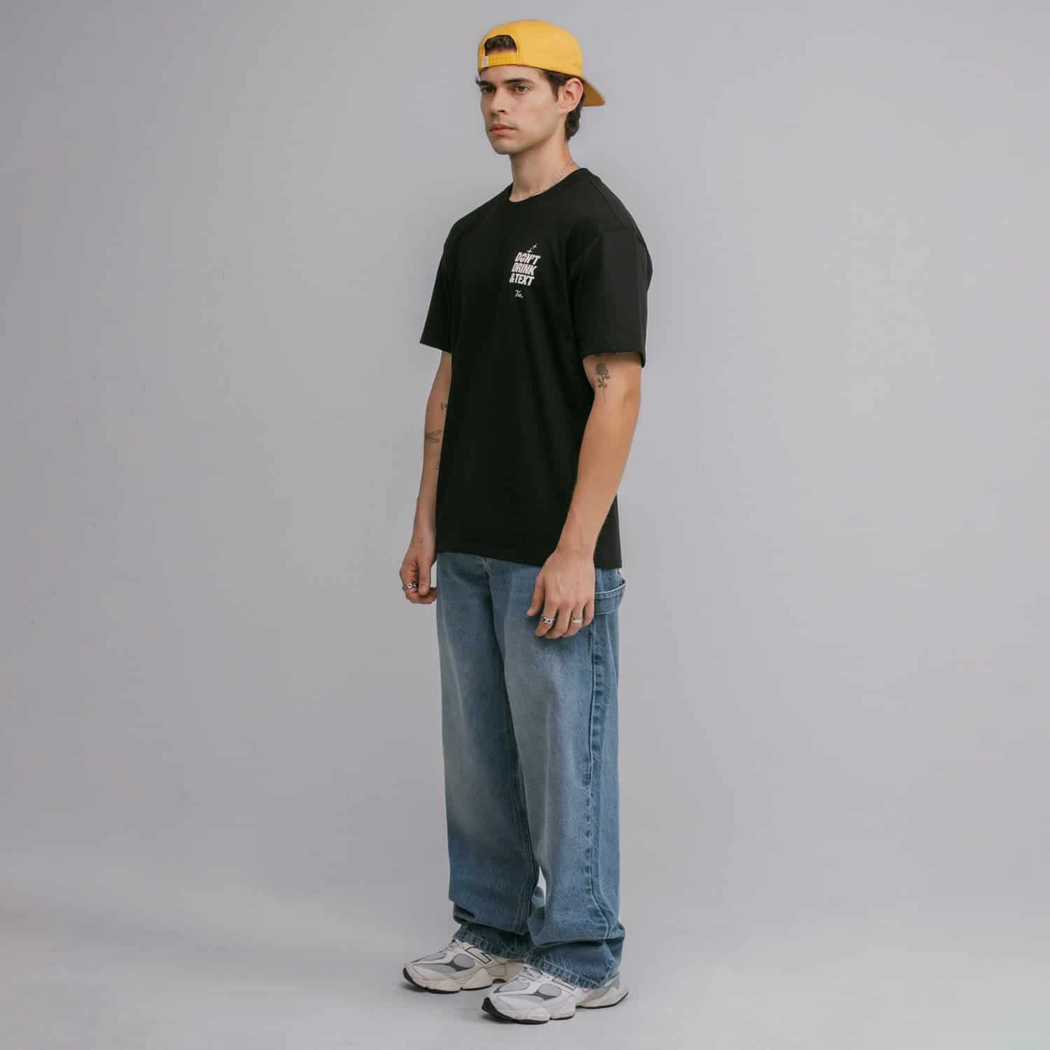 True X Smirnoff Text T-Shirt - Black - miniatura 4