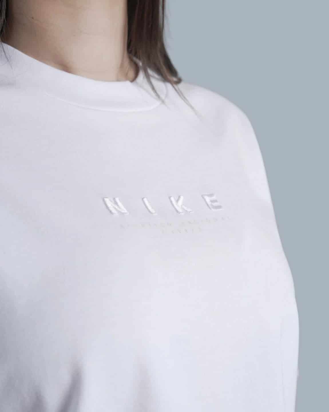 CAMISETA BLANCA MUJER NIKE - miniatura 4