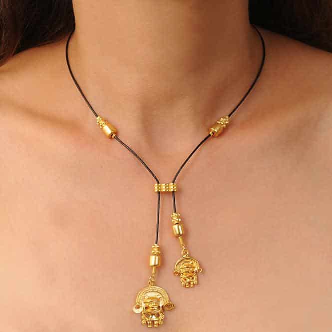 Collar Cuero Negro Corbata dos Dijes Pequeños Zoomorfo con Aretes Tairona - miniatura 2