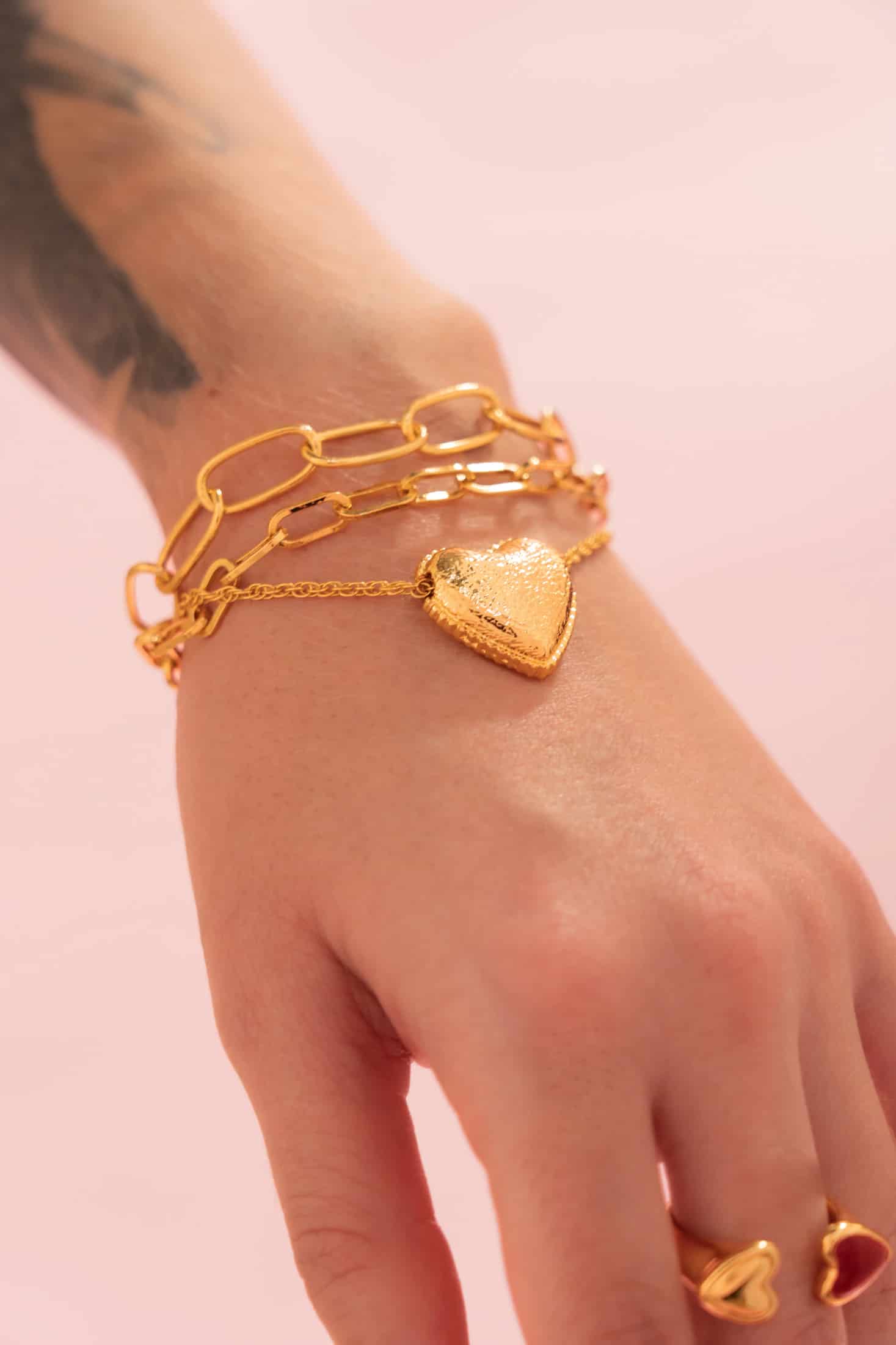 Set X3 Pulseras Corazón Textura + Aretes - miniatura 2