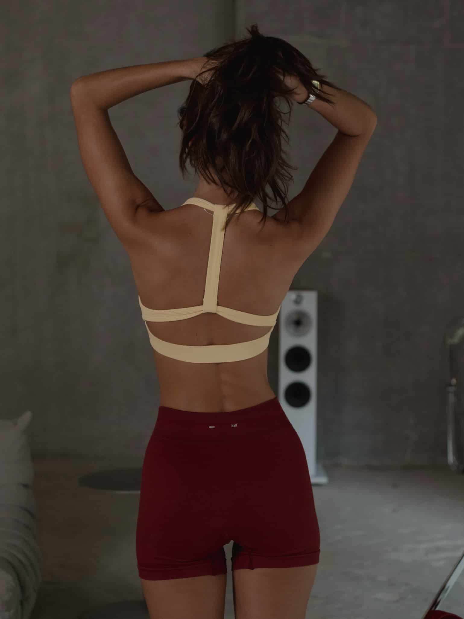 TRIANGLE LINES SEAMLESS TOP - YELLOW UNDERTONE - miniatura 2