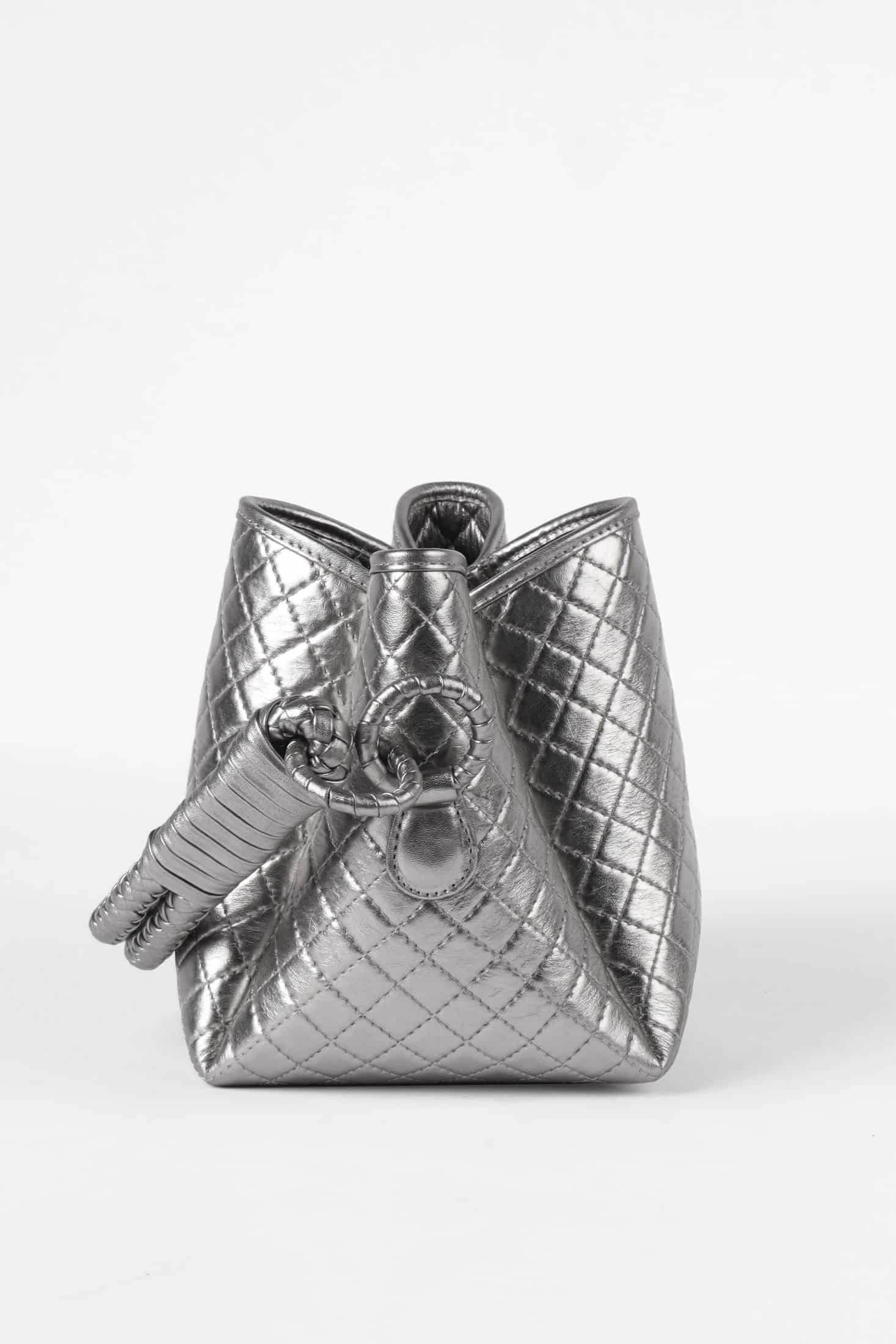 Tulip Mini Bucket Bag, Titanium. Limited Edition - miniatura 2