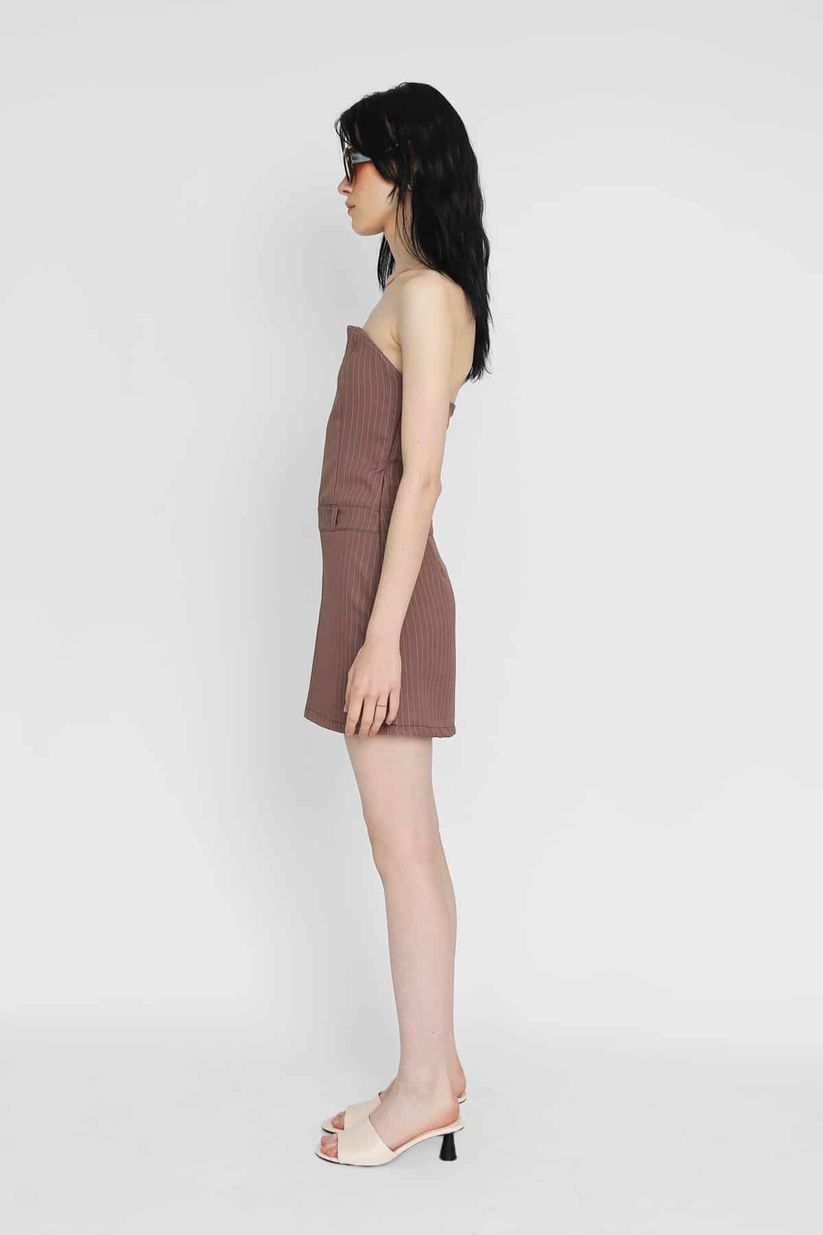 Strapless Mini Dress in Brown Pinstripe - miniatura 4