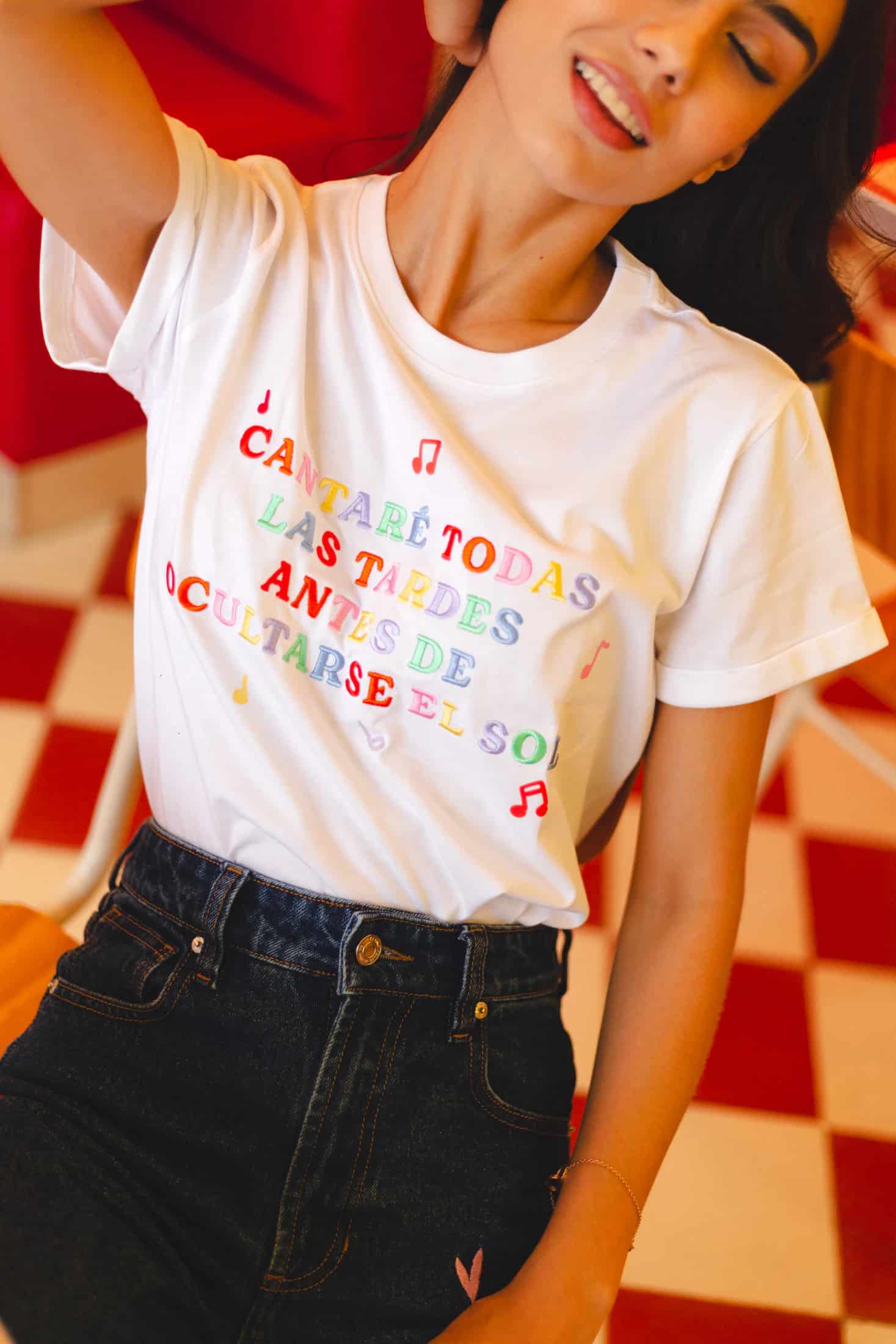 Amor De Primavera Embroidered Oversized Tee - miniatura 3