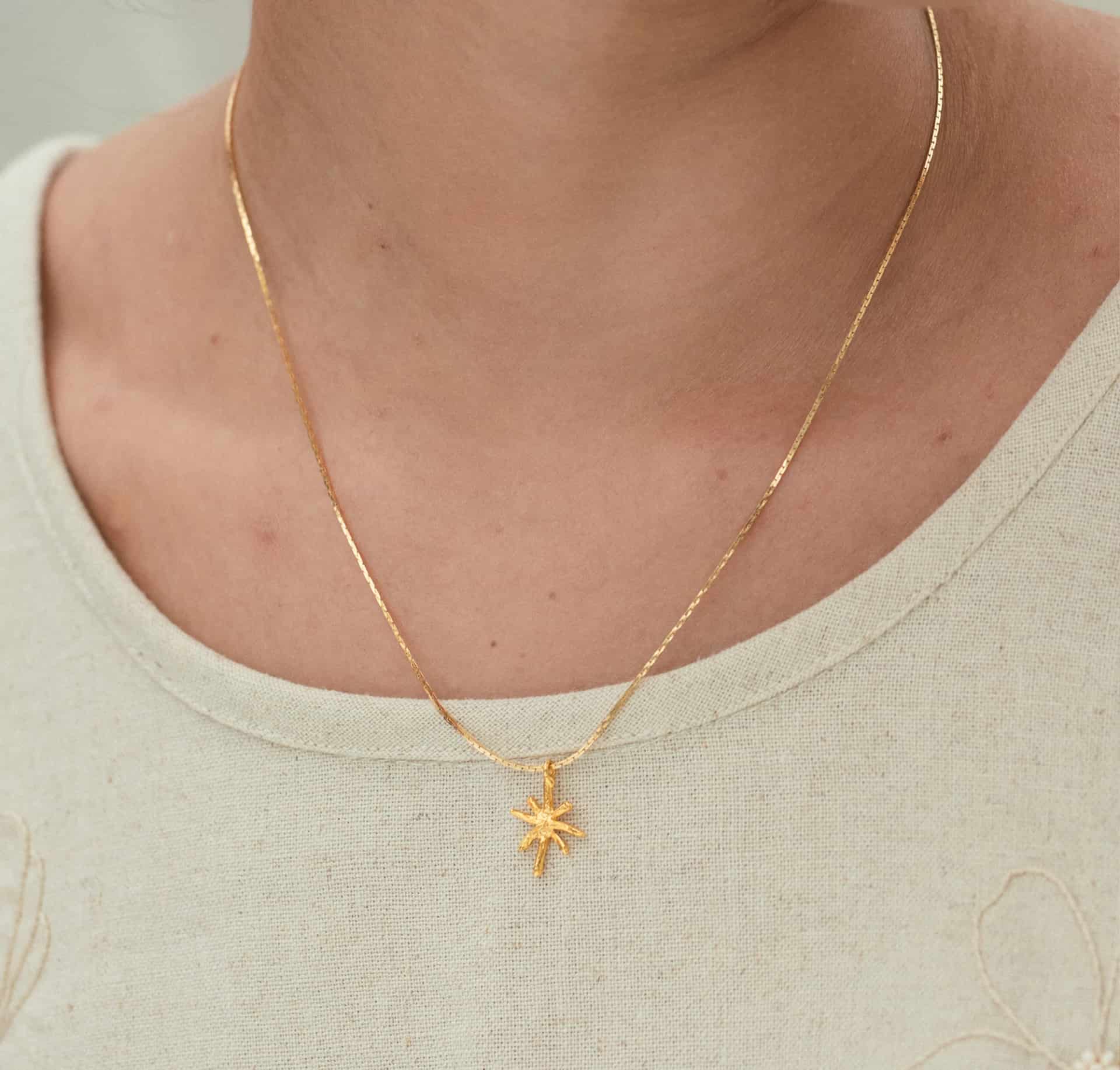 Collar mini estrella - miniatura 2