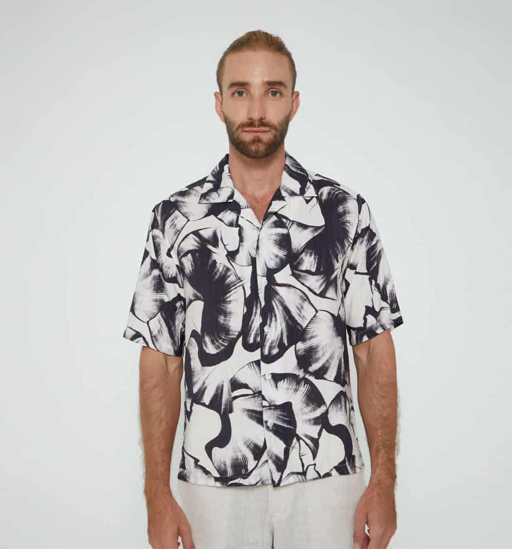 Camisa resort para hombre - miniatura 2