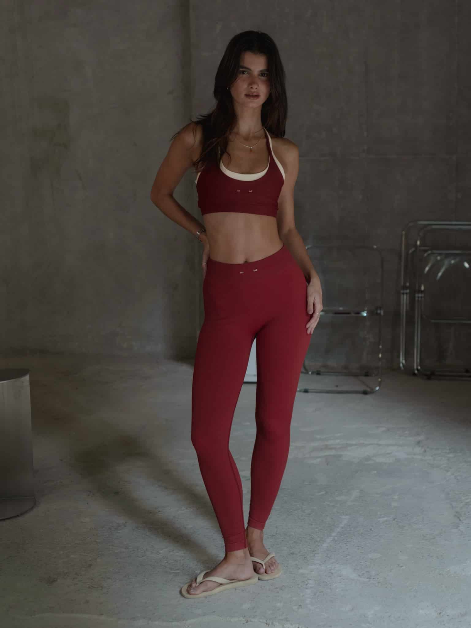 WIRED LINES SEAMLESS LEGGINGS - RED UNDERTONE - miniatura 3