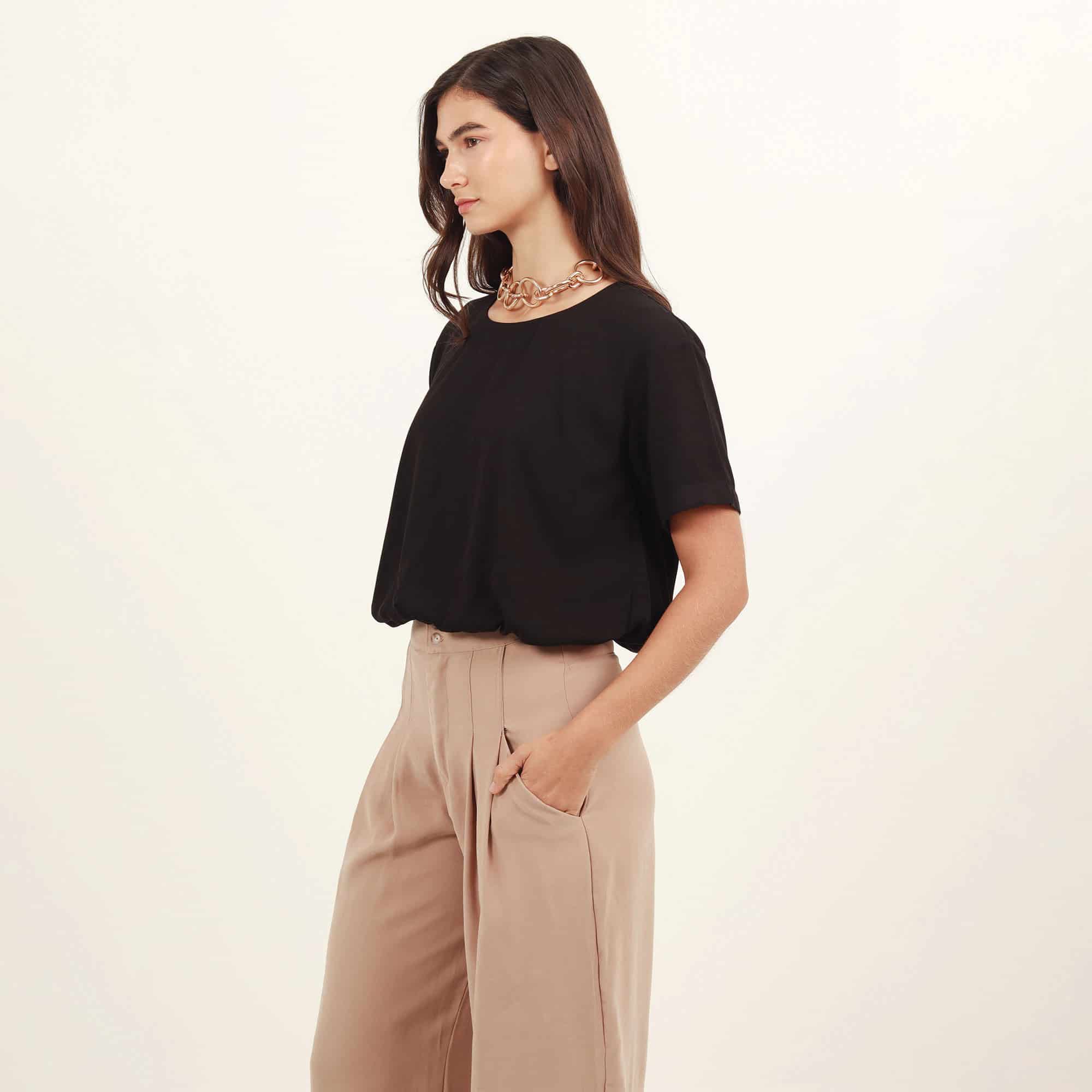 Blusa crop globo cuello redondo manga corta - miniatura 2