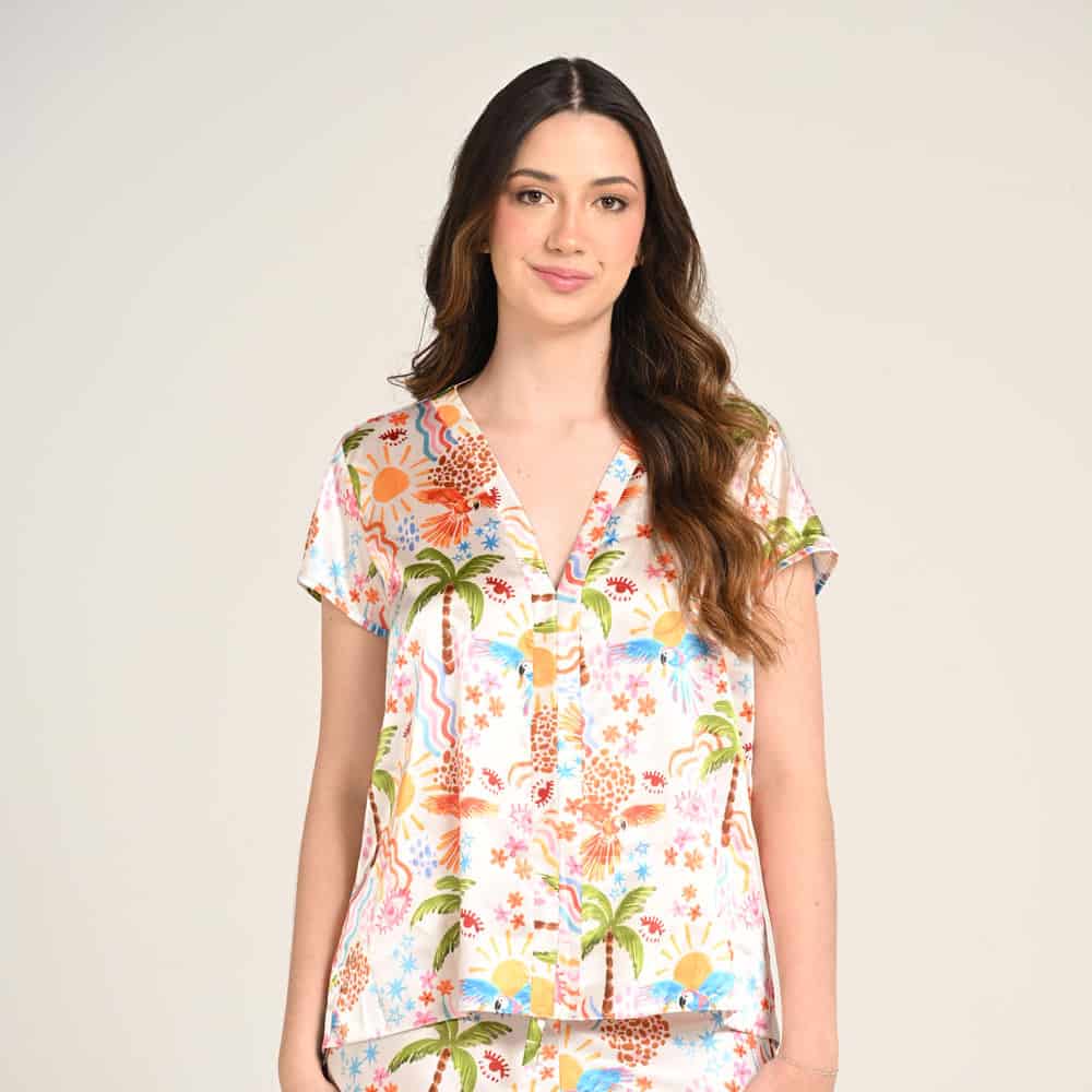 Camisa Pijama Manga Corta Satín Mujer Estampado Playa con Fondo París. - miniatura 1