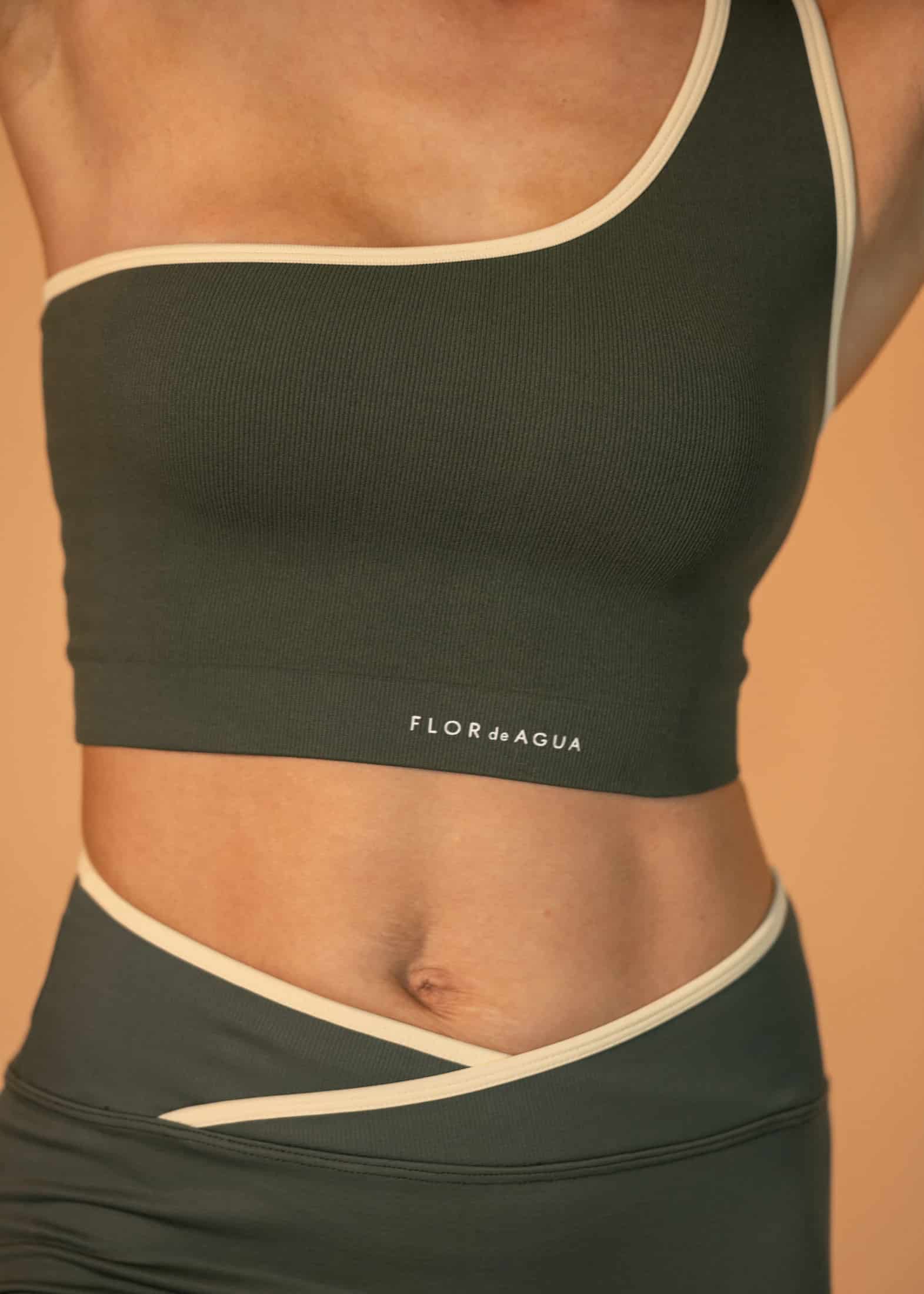 Bra Breathe One Shoulder Verde - miniatura 4