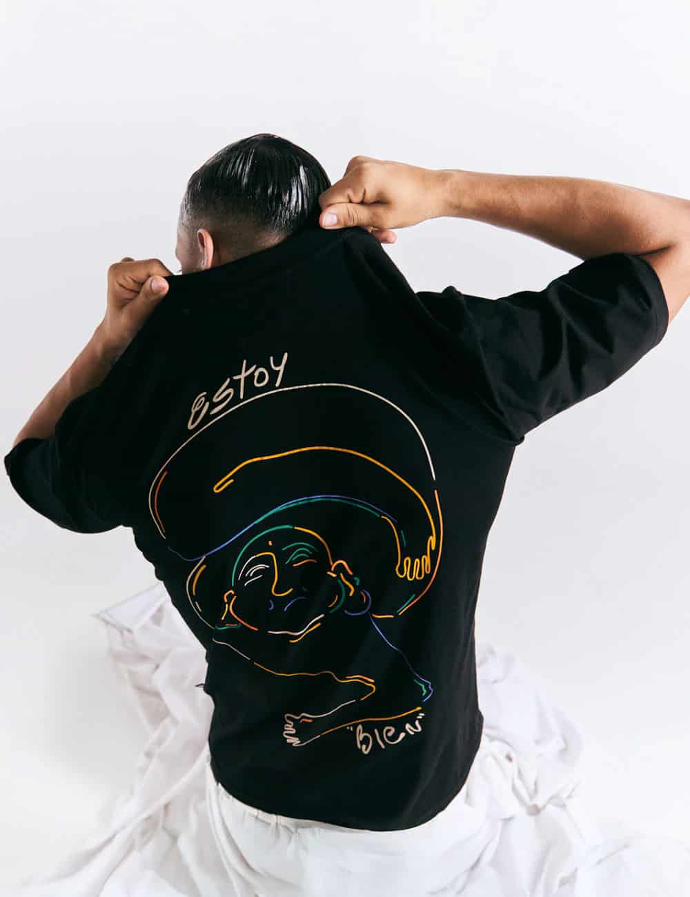 Camiseta Oversize Estoy bien  negro Hombre - miniatura 2