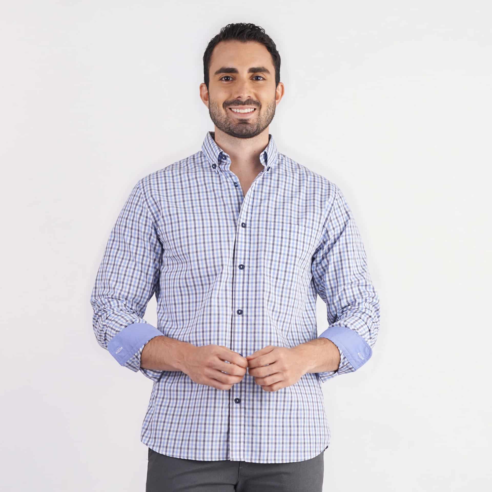 Camisa regular fit a cuadros color azul oscuro - miniatura 2