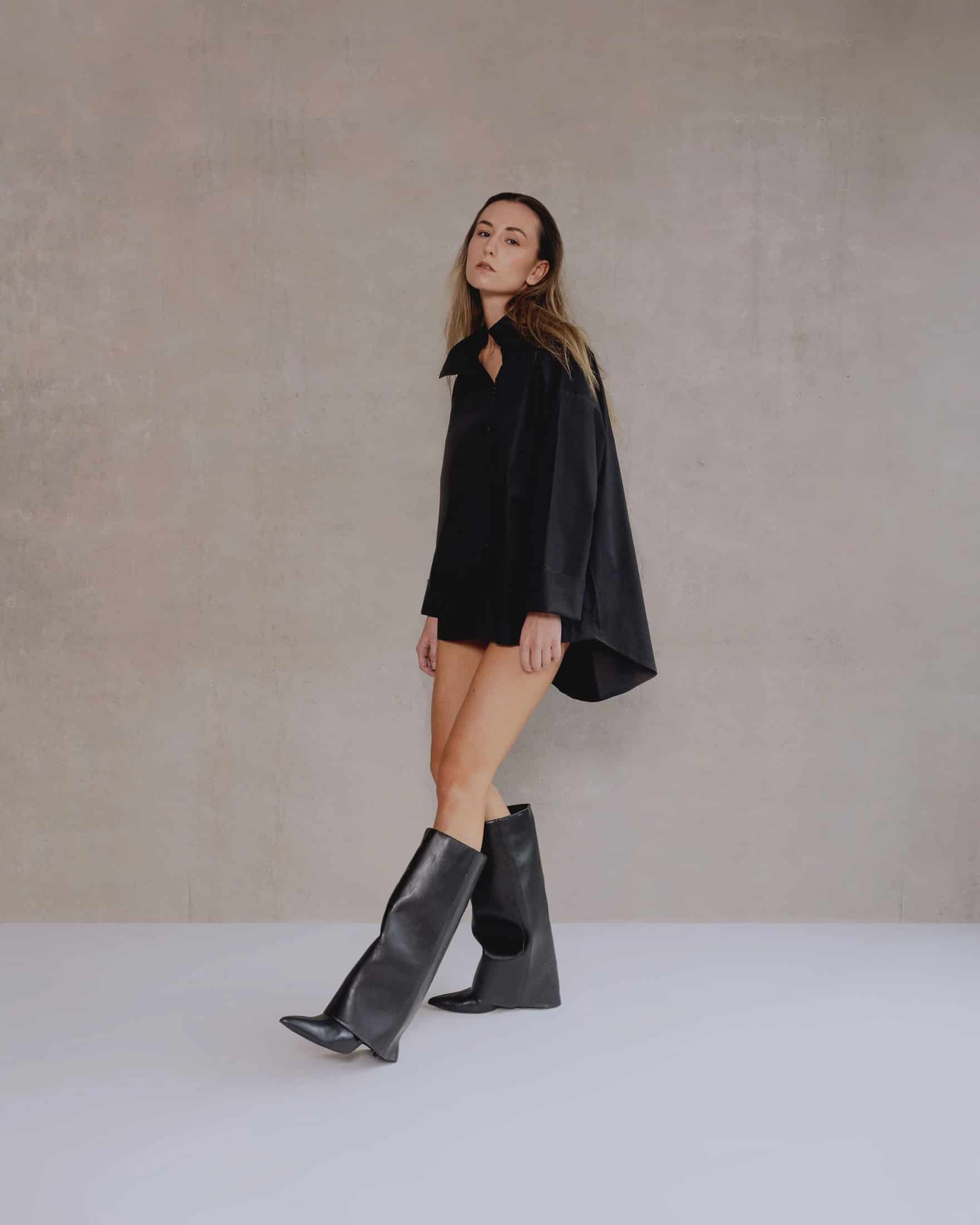 Asymmetric Black Shirt - miniatura 3
