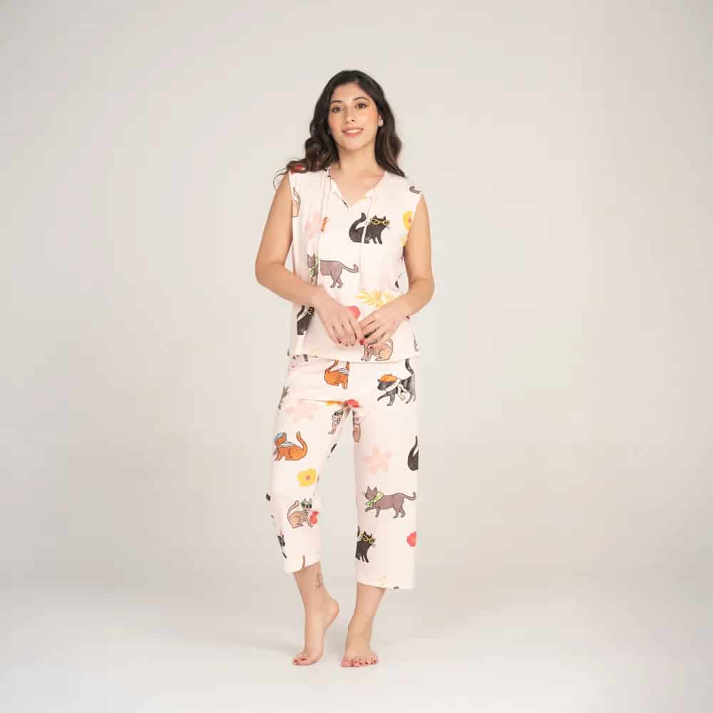 Conjunto de Pijama Pantalón Capri Gatuna. - miniatura 5