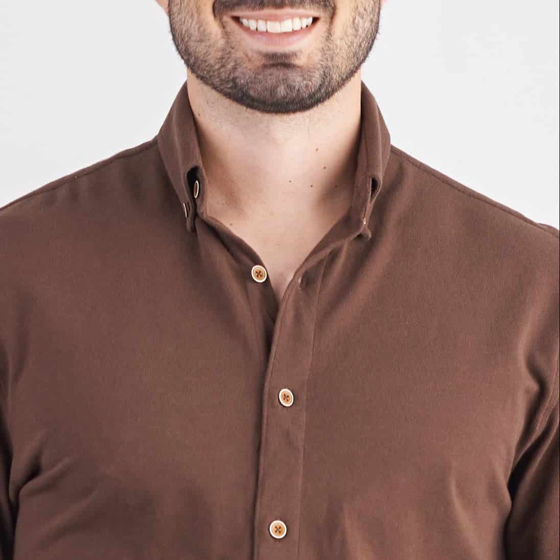 Camisa regular fit color café - miniatura 4