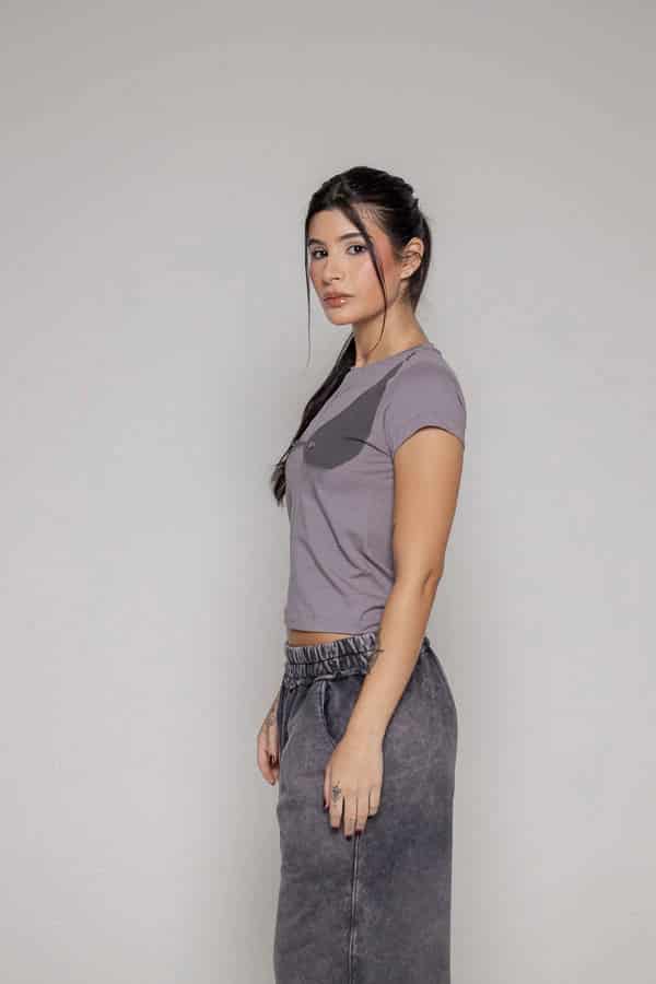 Crop T-Shirt boobs Unspeakable-Gris - miniatura 7
