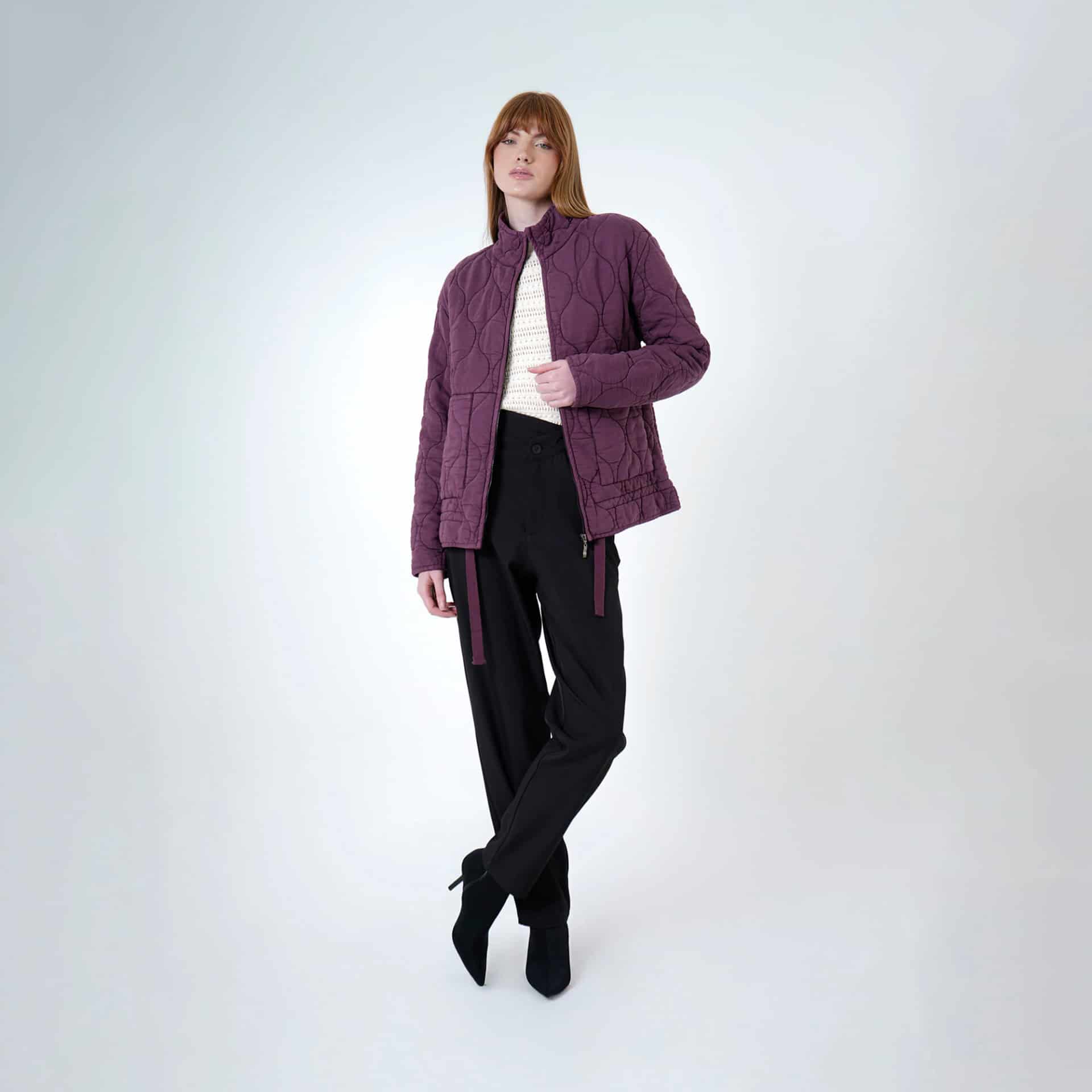 Chaqueta acolchada manga larga cuello alto con bolsillos de parche - miniatura 4