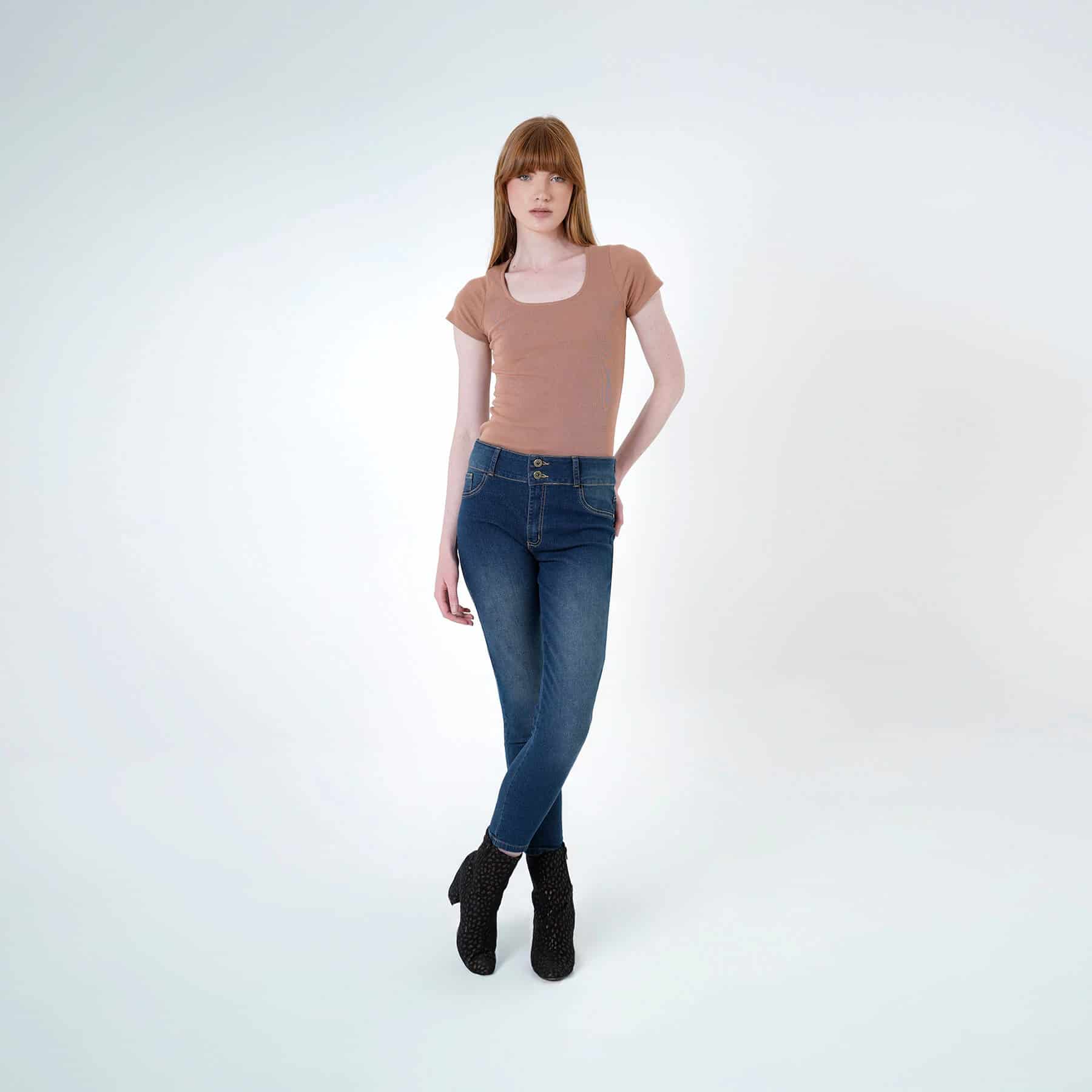 Camiseta escote en U manga corta - miniatura 6