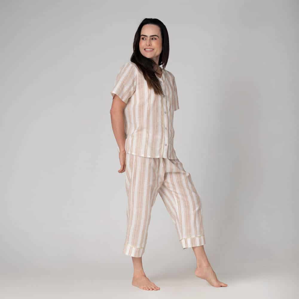 Conjunto Pijama Capri Rayas Caramelo Dorado. - miniatura 1