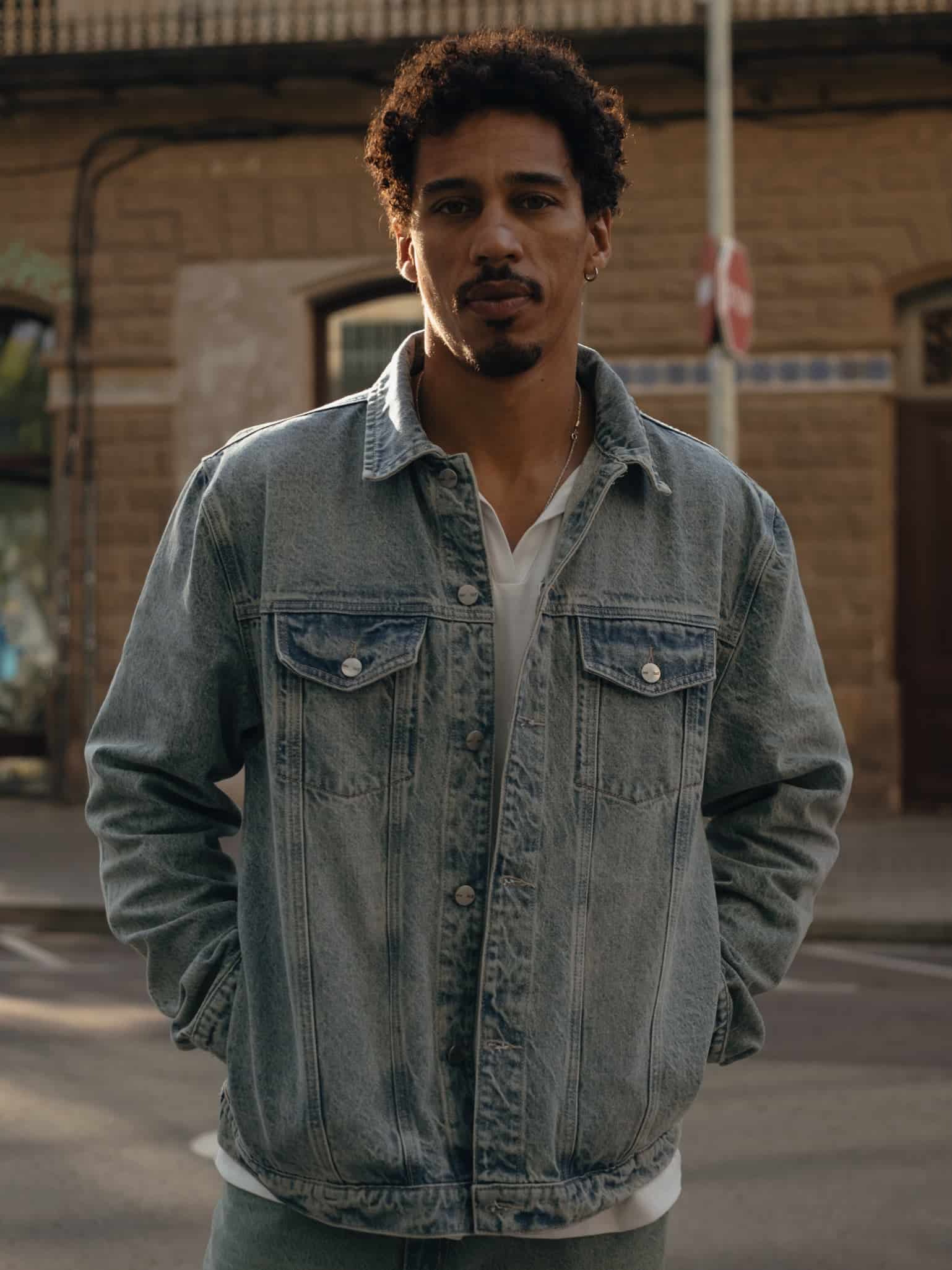 DENIM OVERSIZED JACKET - DIRTY CLEAR BLUE - miniatura 1
