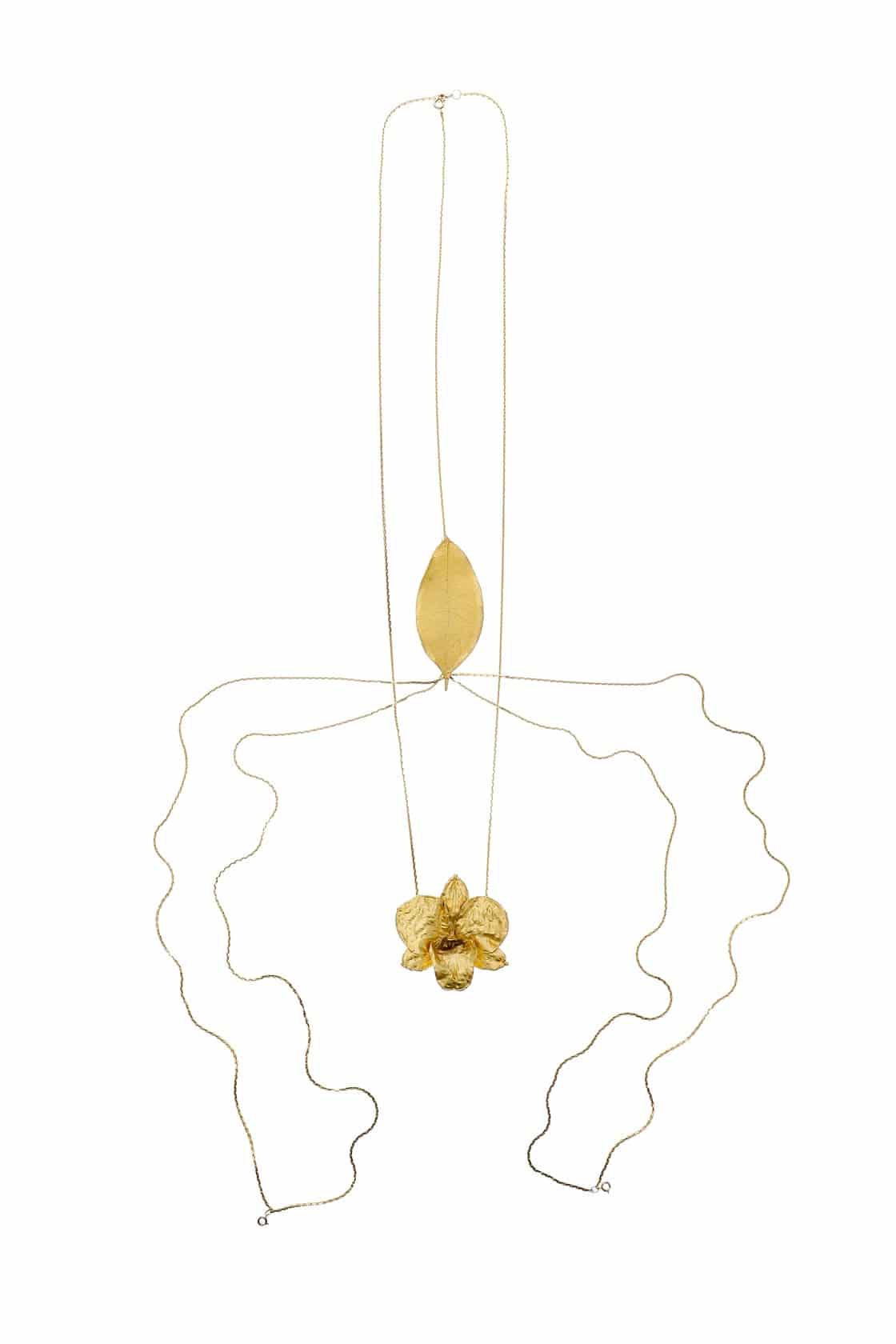 DENDROBIUM ORCHID AND LEAVE NECKLACE - miniatura 3