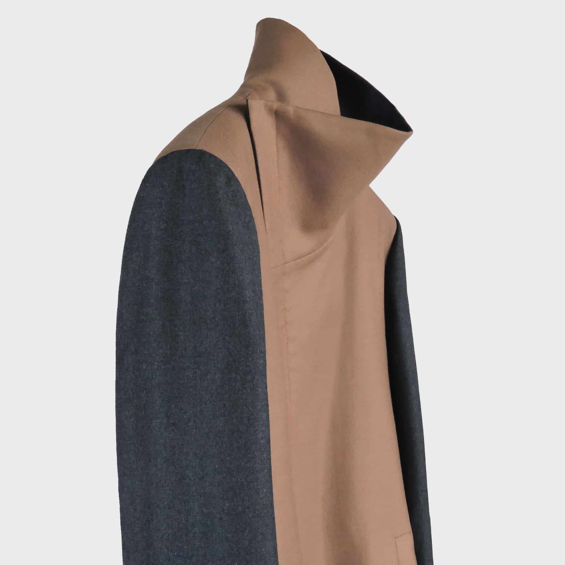 Chaqueta Larga Camel con Solapa Asimétrica - miniatura 6